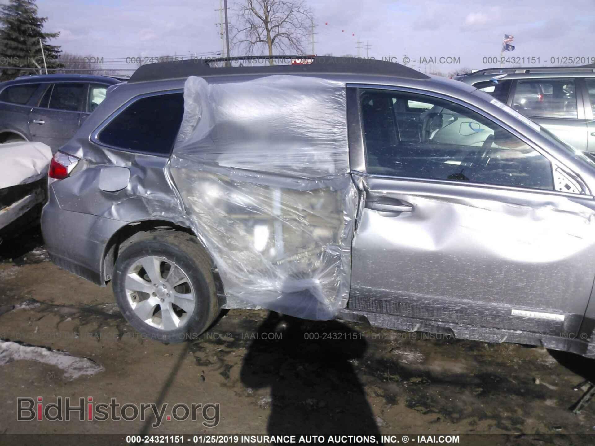 2011 SUBARU OUTBACK - VIN: 4S4BRCCC1B3355469 - Photo 6