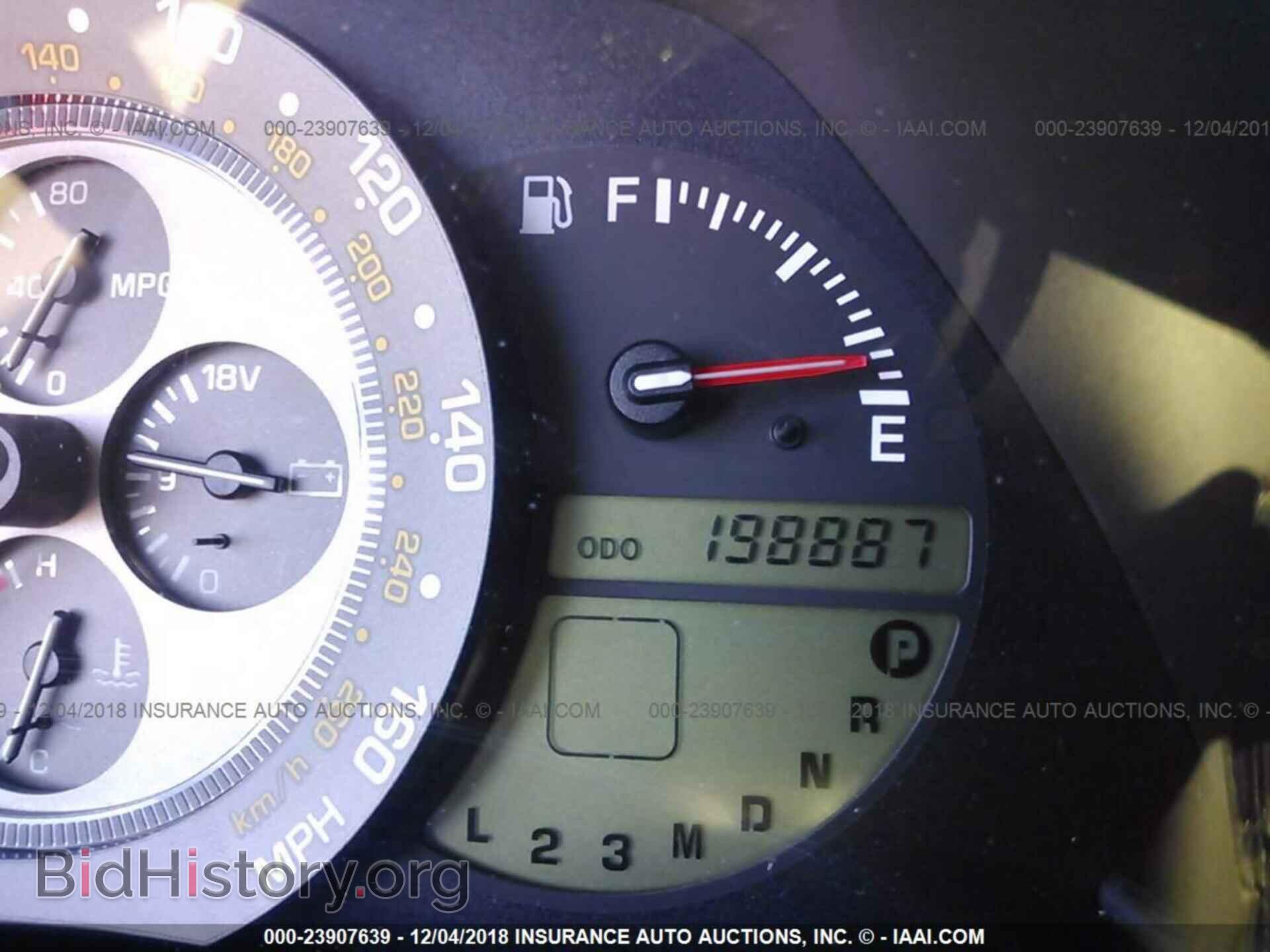 2001 LEXUS IS - VIN: JTHBD182610024442 - Photo 7