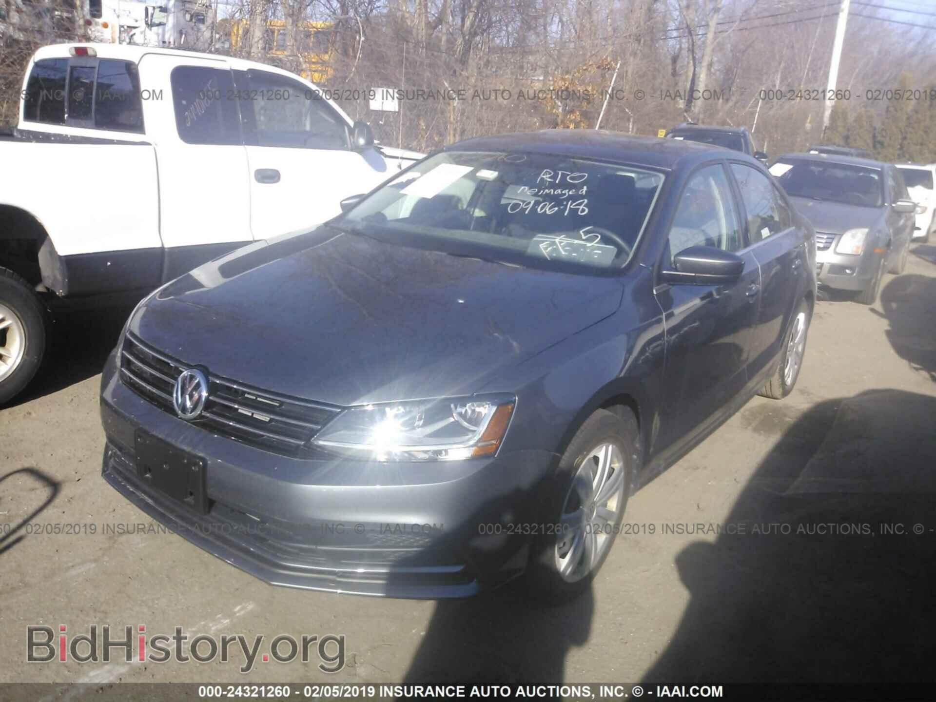 2017 VOLKSWAGEN JETTA - VIN: 3VW2B7AJ4HM372935 - Фото 2