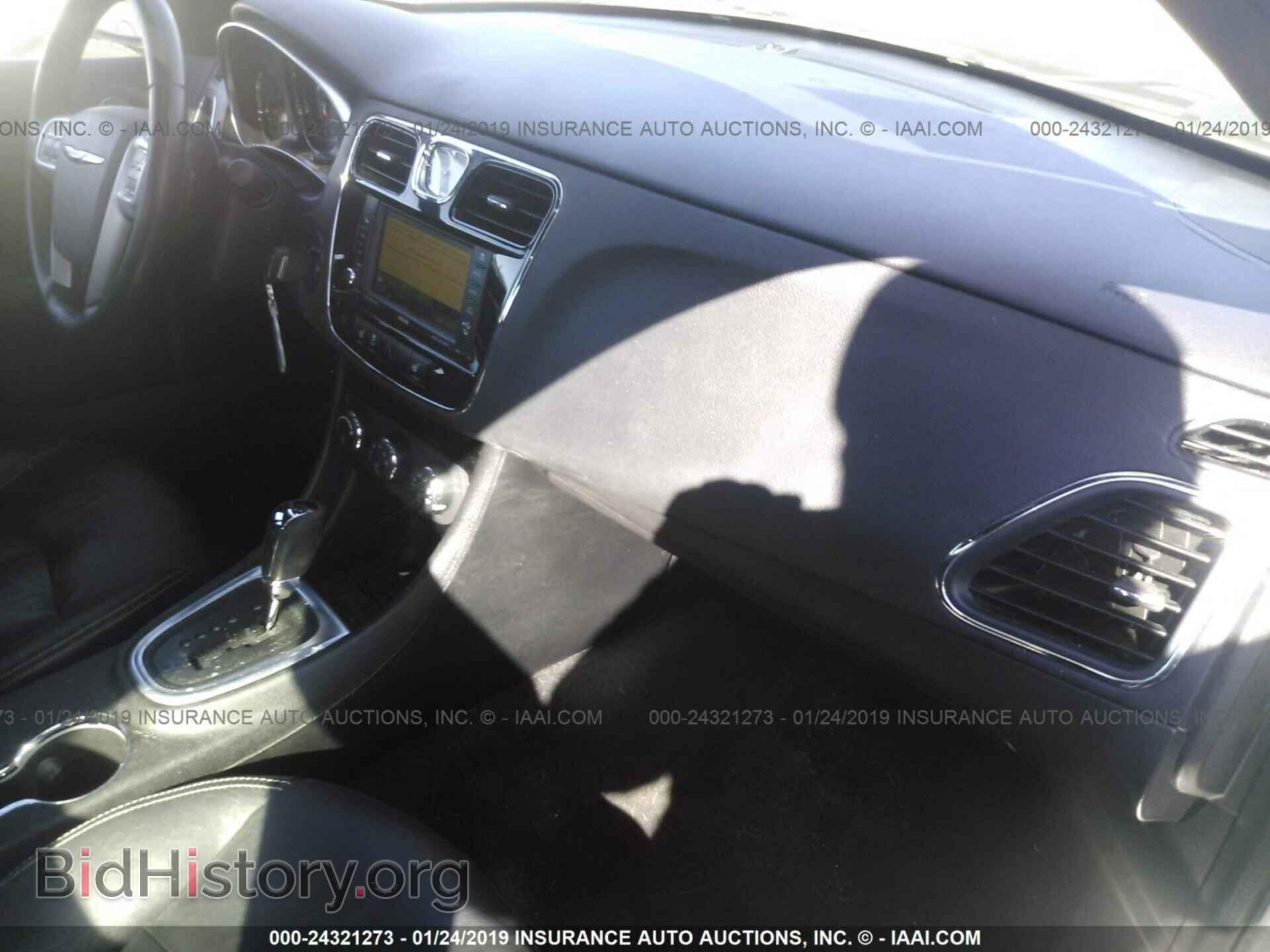 2011 CHRYSLER 200 - VIN: 1C3BC2FGXBN577824 - Фото 5