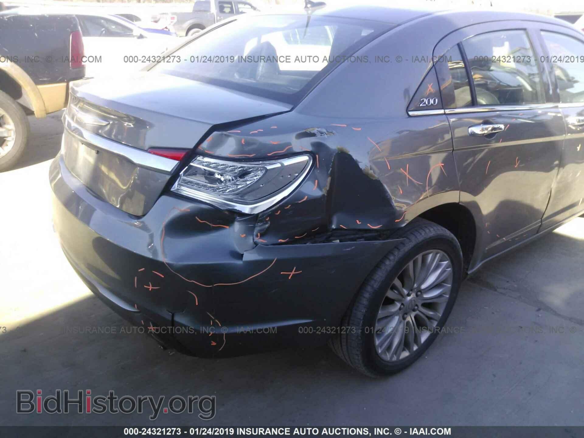 2011 CHRYSLER 200 - VIN: 1C3BC2FGXBN577824 - Фото 6