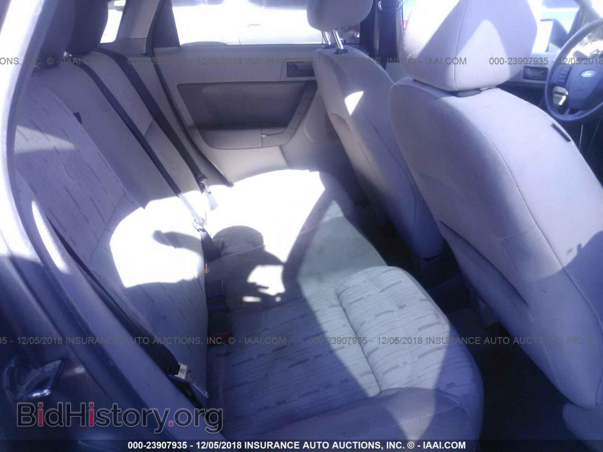 2011 FORD FOCUS - VIN: 1FAHP3FN6BW126985 - Фото 8