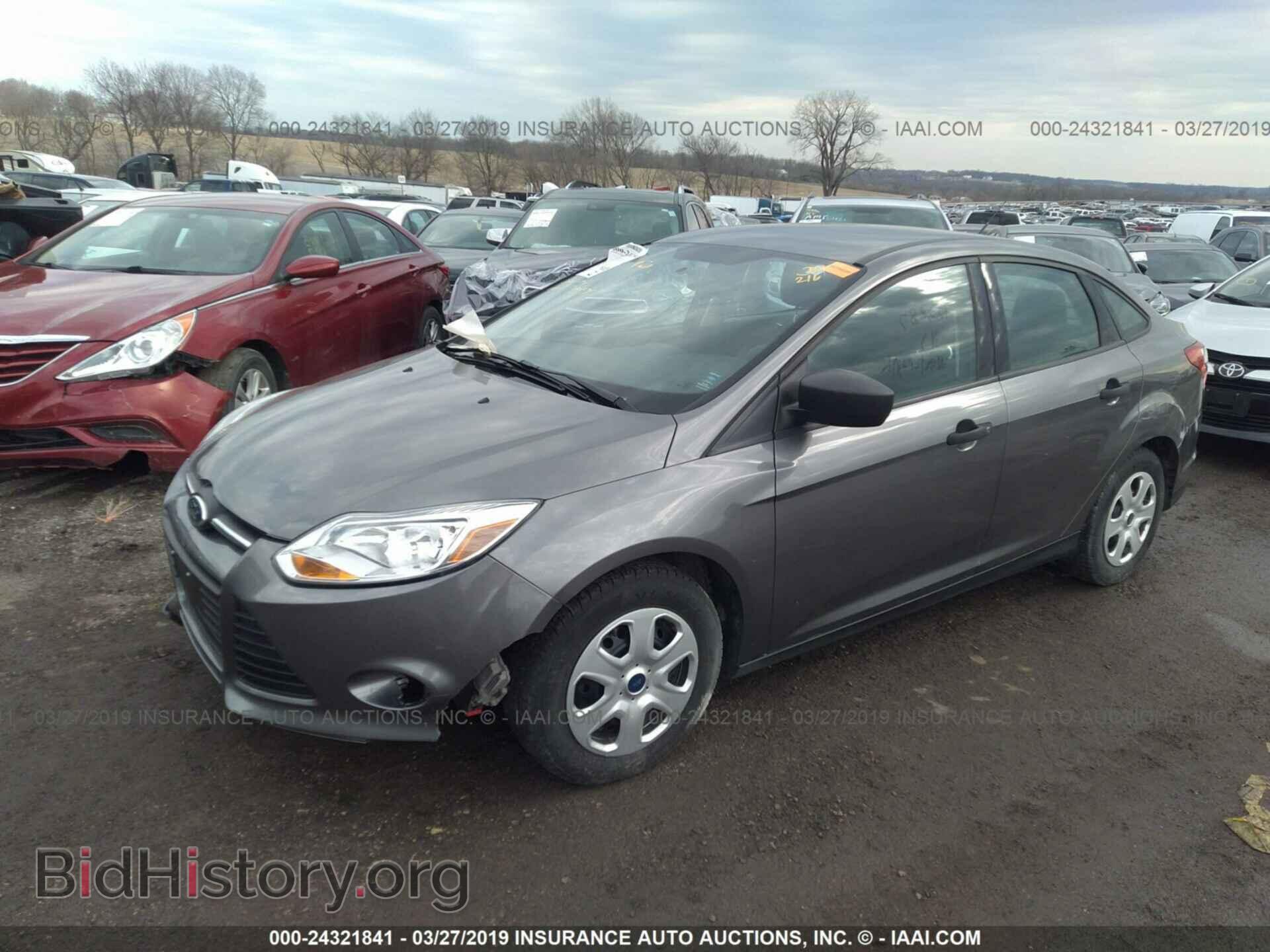 2013 FORD FOCUS - VIN: 1FADP3E26DL122056 - Фото 2