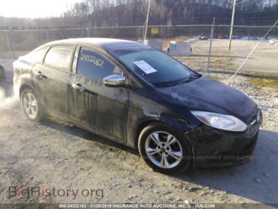 2013 Ford FOCUS SE, черный — VIN 1FADP3F22DL371131, IAAI