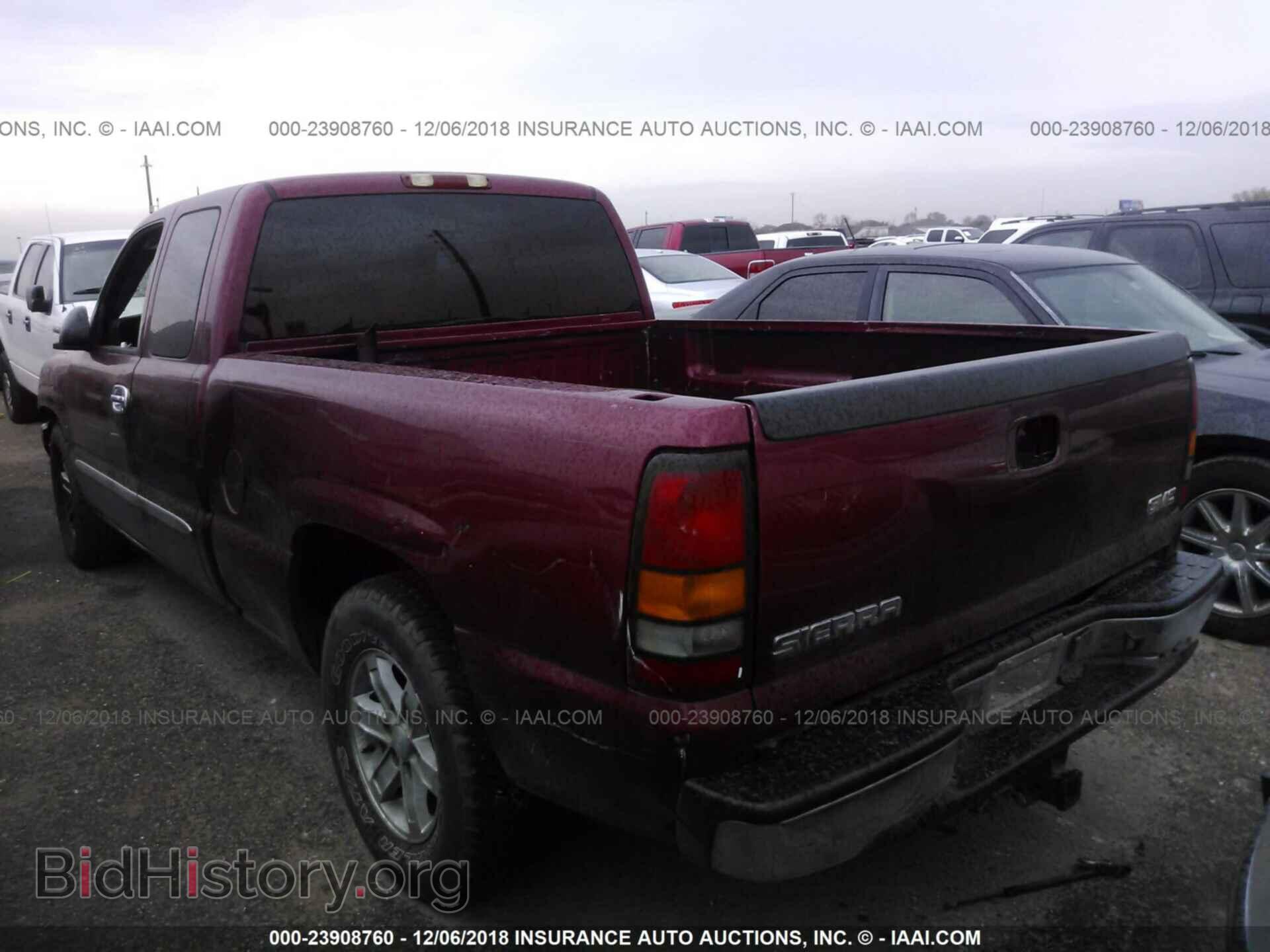 2004 GMC NEW SIERRA - VIN: 2GTEC19T941217511 - Фото 3