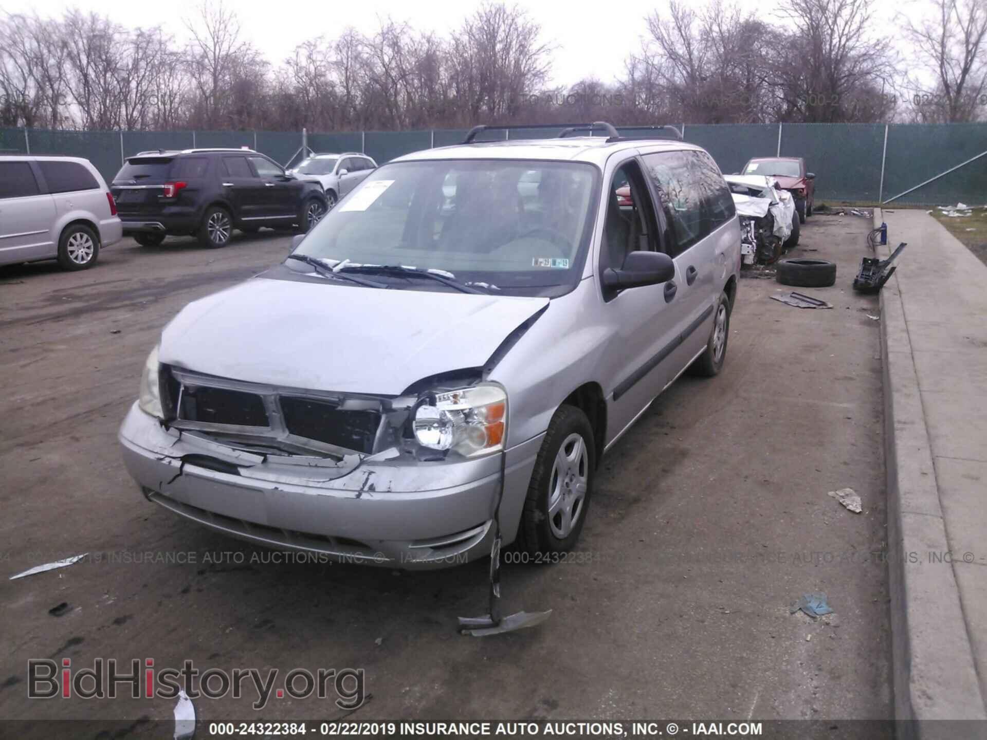 2004 FORD FREESTAR - VIN: 2FMZA50654BA24901 - Фото 2