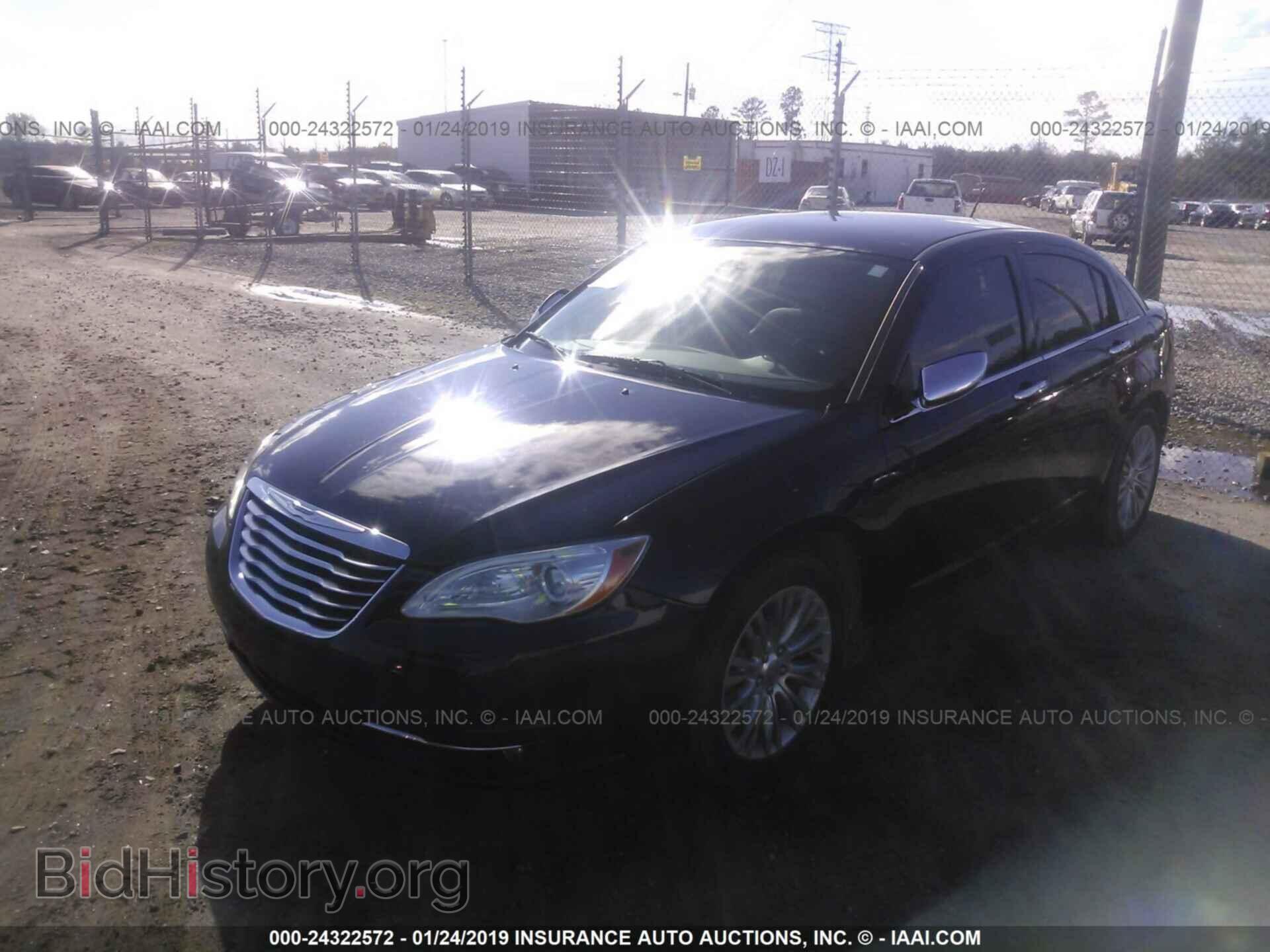 2012 CHRYSLER 200 - VIN: 1C3CCBCB0CN330102 - Photo 2