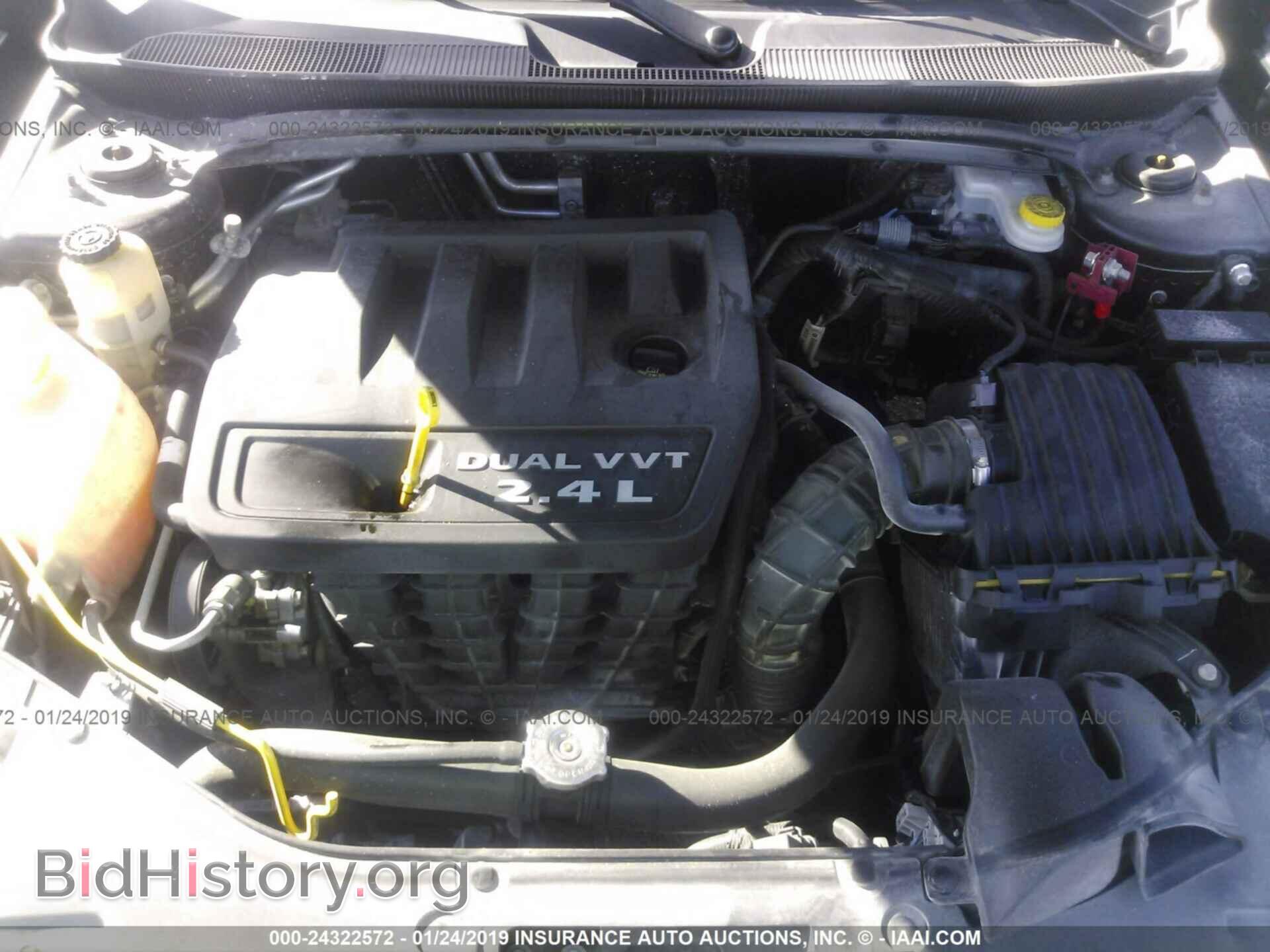 2012 CHRYSLER 200 - VIN: 1C3CCBCB0CN330102 - Photo 10