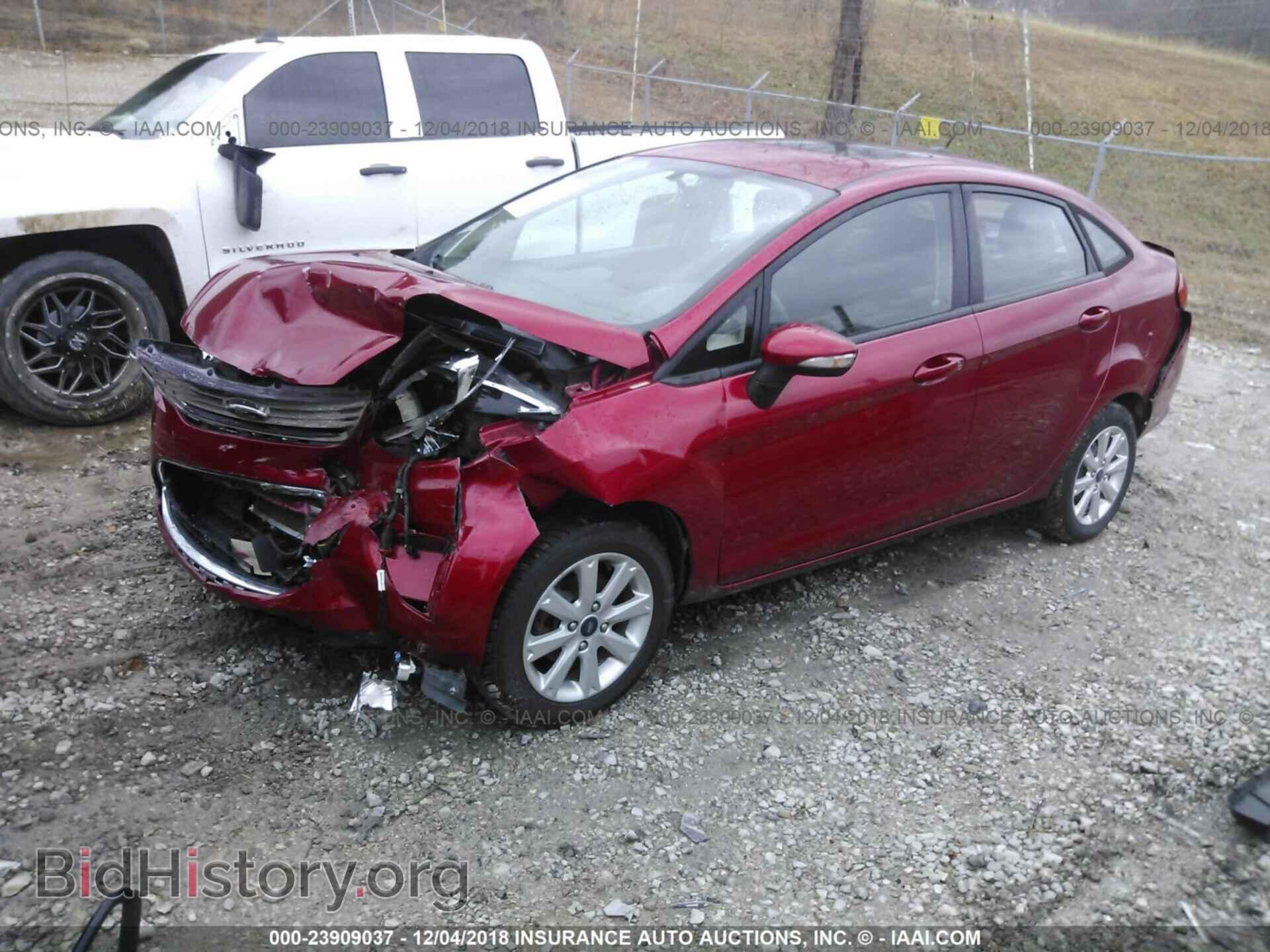 2011 FORD FIESTA - VIN: 3FADP4CJ6BM178462 - Фото 2