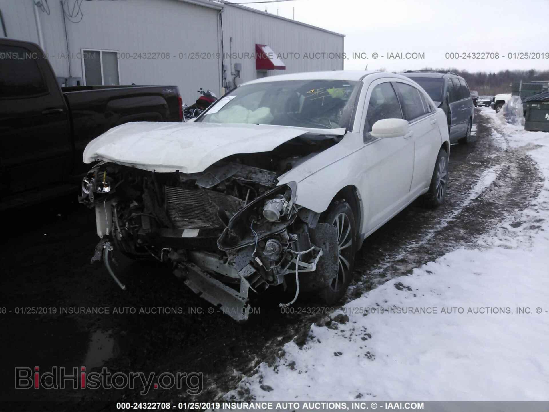 2013 CHRYSLER 200 - VIN: 1C3CCBBB9DN727343 - Фото 2