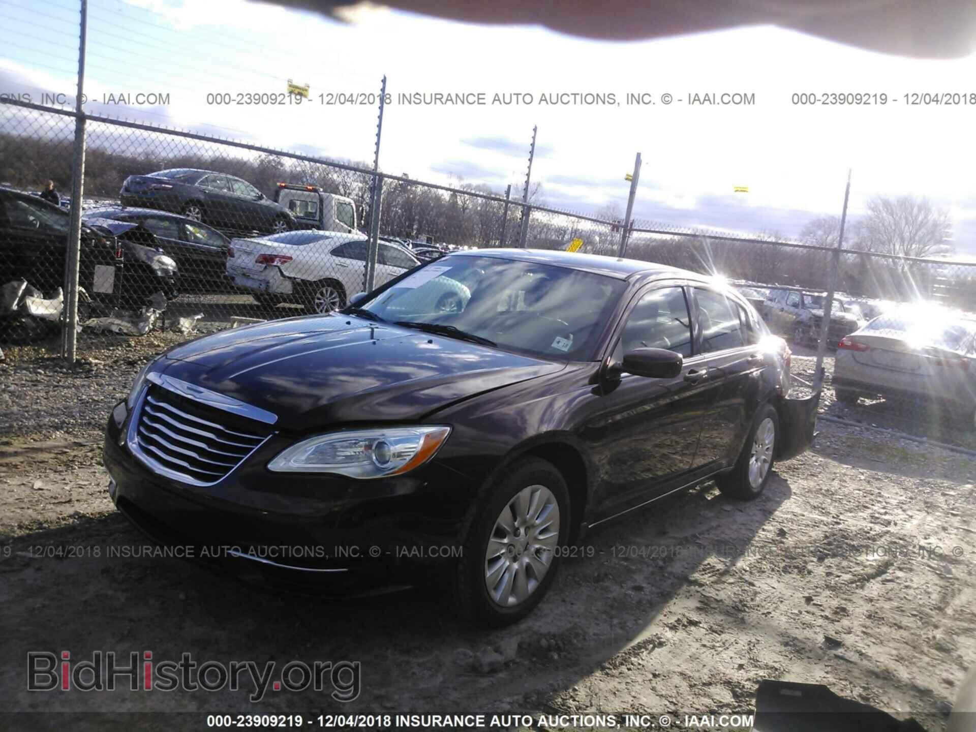 2012 CHRYSLER 200 - VIN: 1C3CCBAB9CN180560 - Photo 2