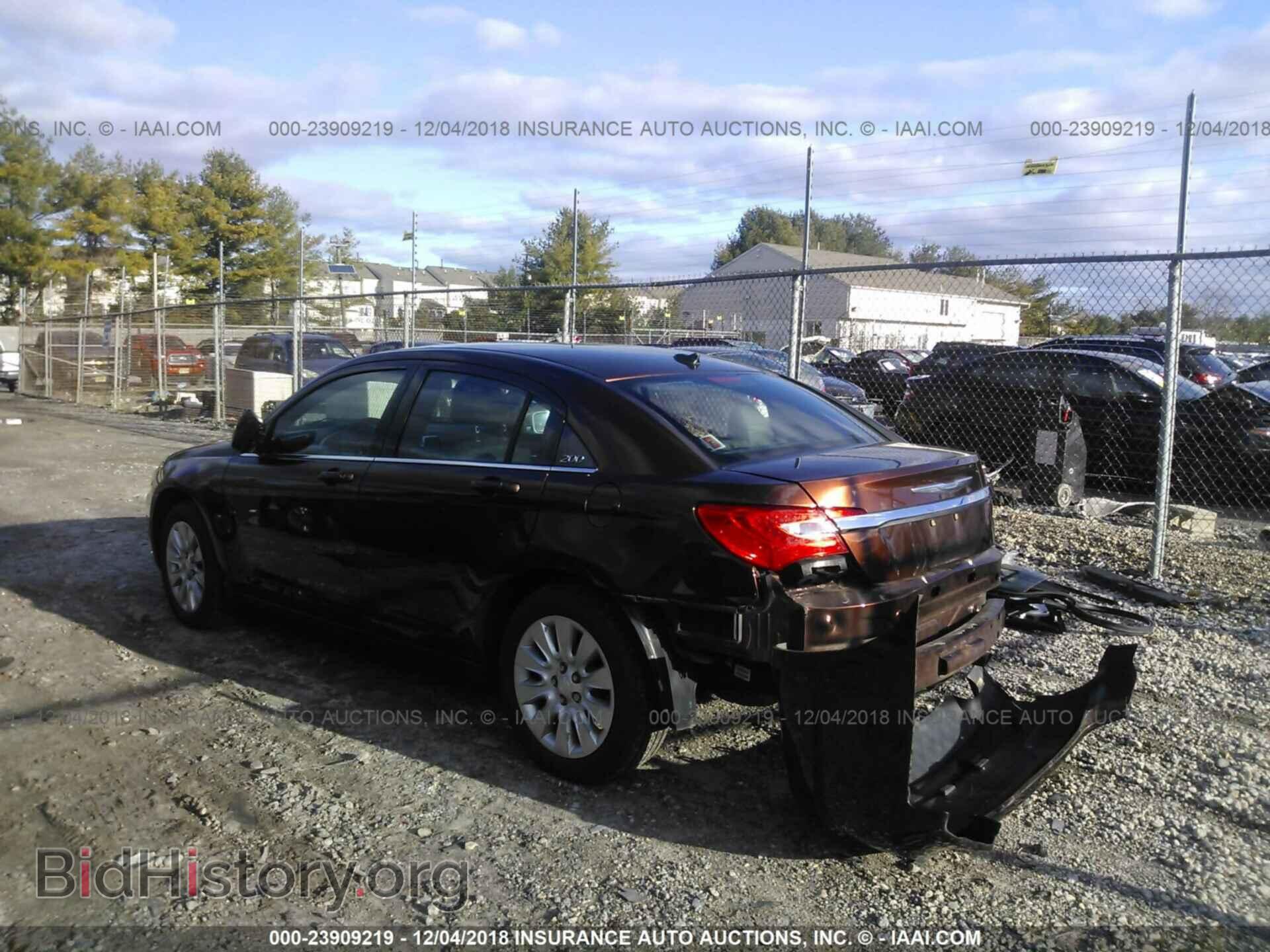 2012 CHRYSLER 200 - VIN: 1C3CCBAB9CN180560 - Photo 3