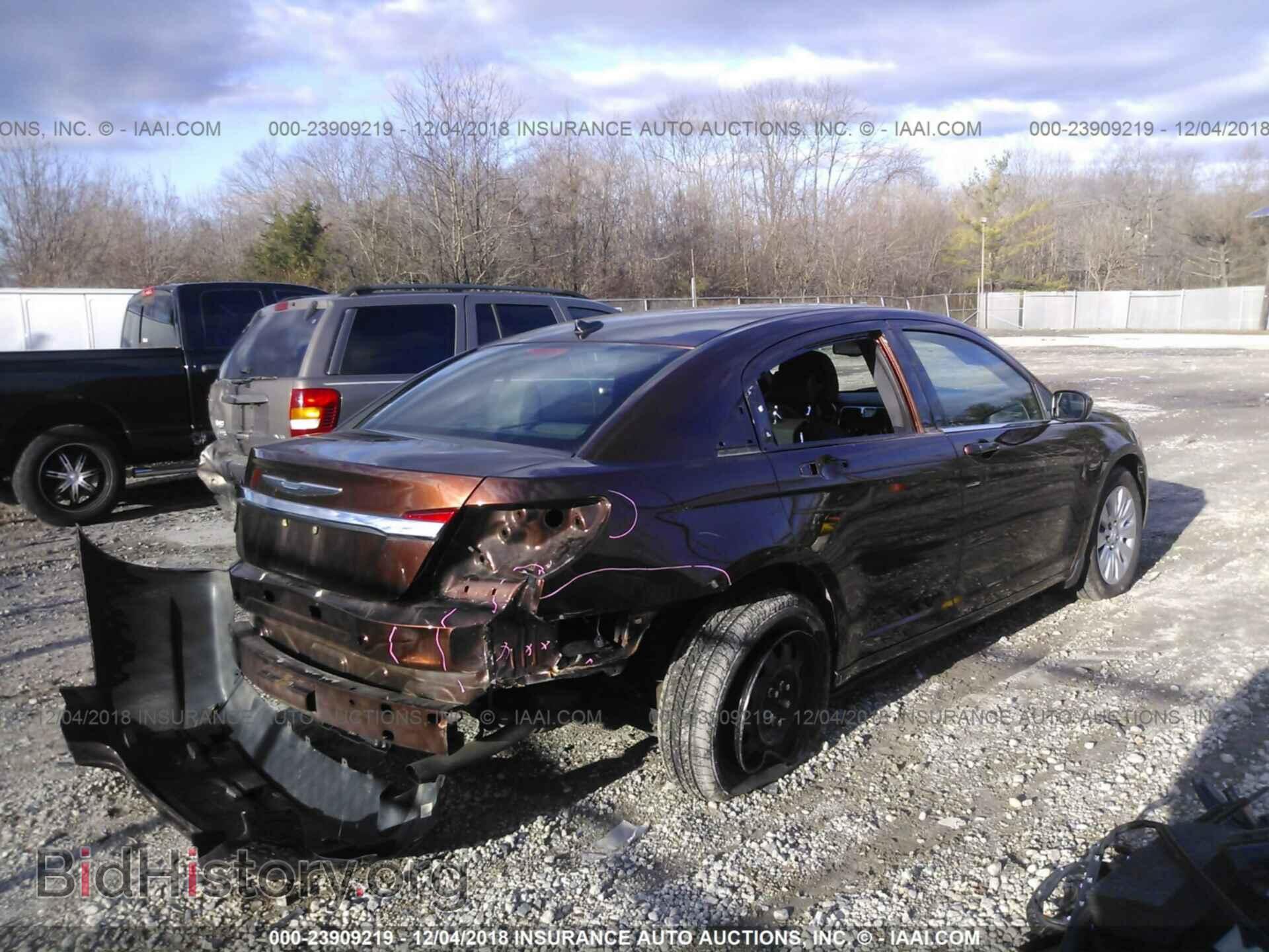 2012 CHRYSLER 200 - VIN: 1C3CCBAB9CN180560 - Photo 4