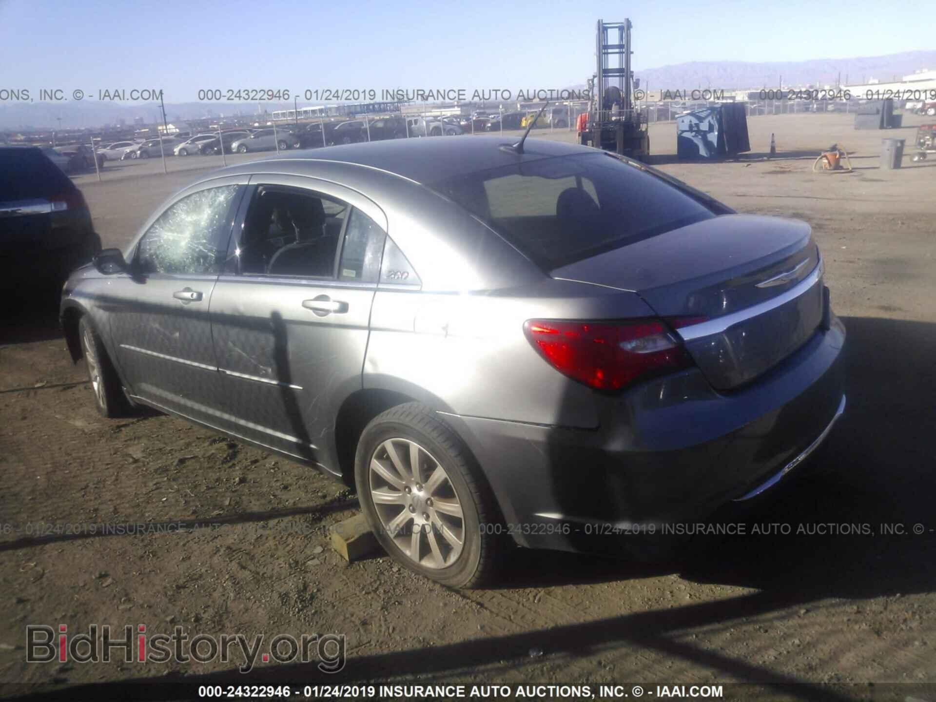 2012 CHRYSLER 200 - VIN: 1C3CCBBB3CN190600 - Фото 3