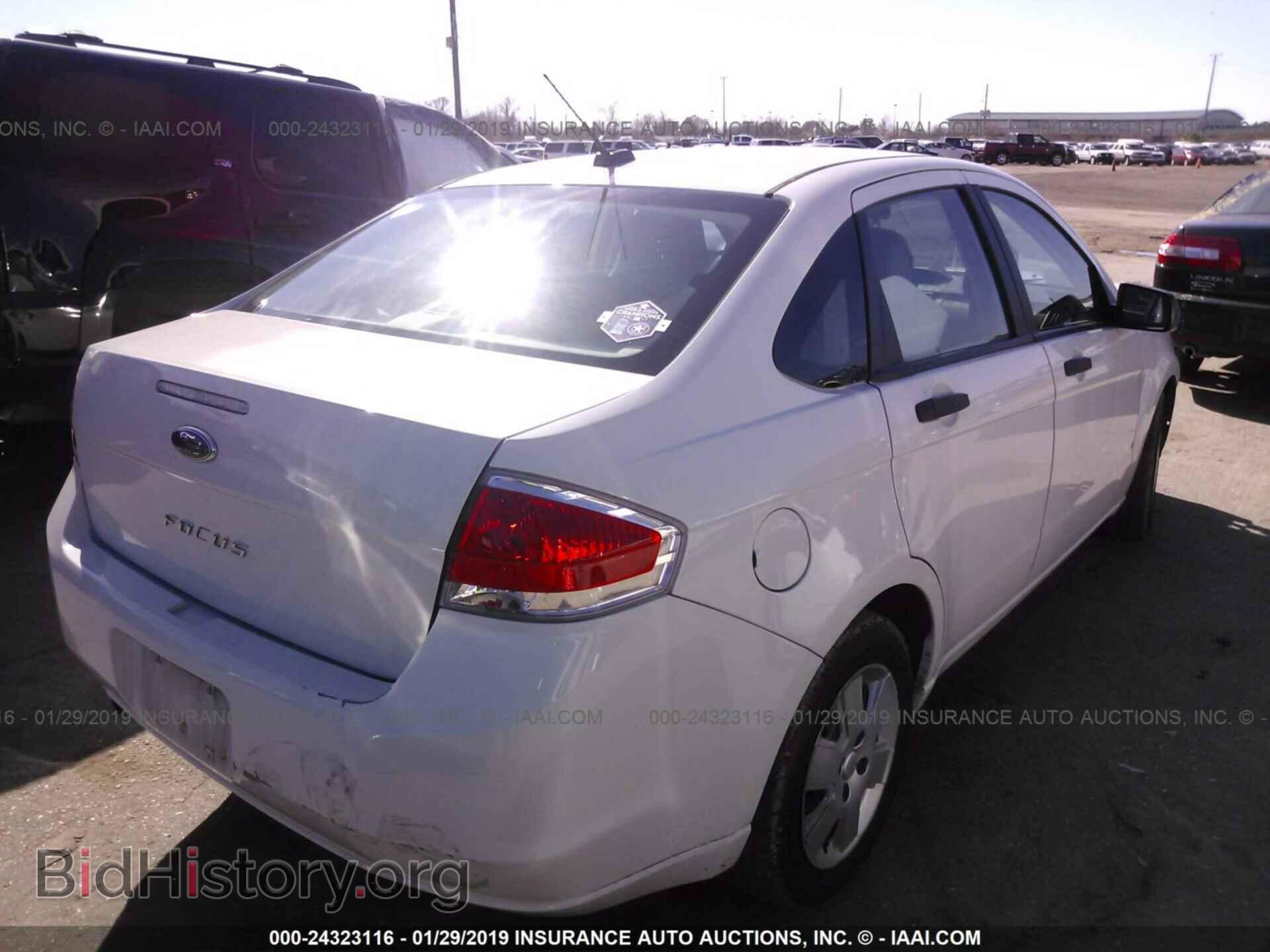 2011 FORD FOCUS - VIN: 1FAHP3EN7BW202036 - Photo 4