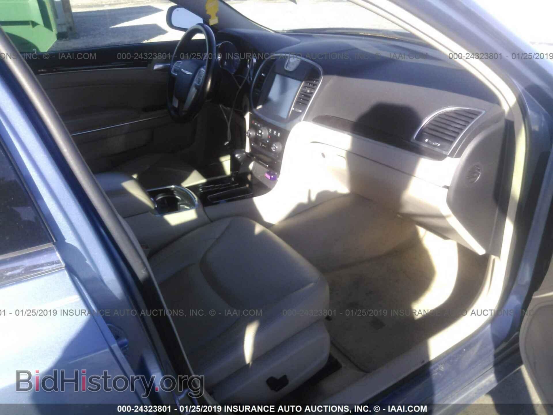 2011 CHRYSLER 300 - VIN: 2C3CA5CG4BH579528 - Фото 5