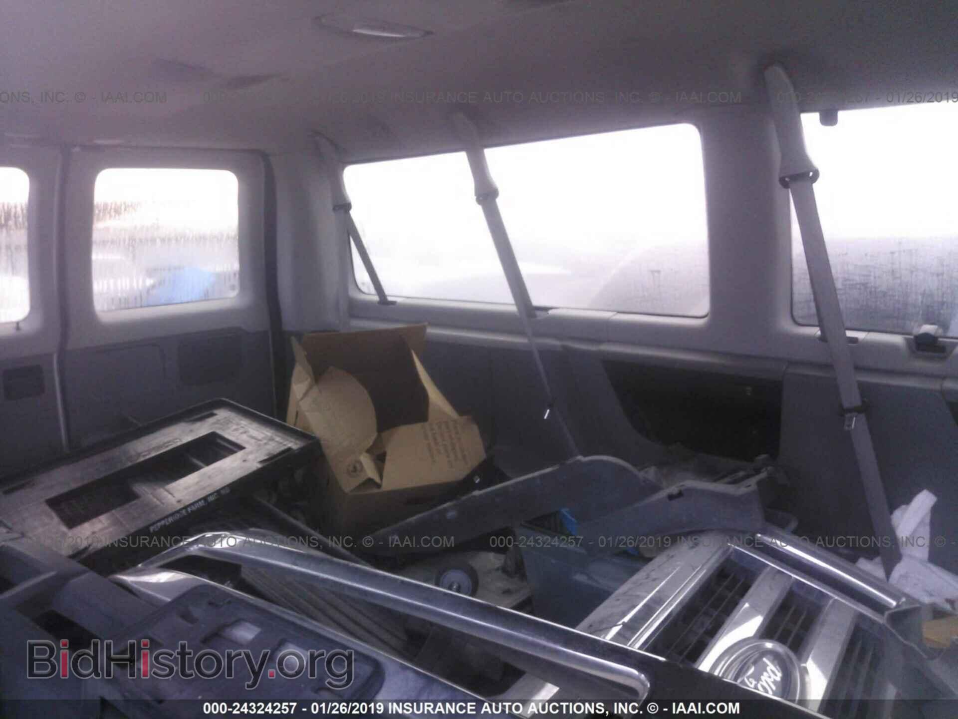 2010 FORD ECONOLINE - VIN: 1FBNE3BL2ADA12472 - Фото 8