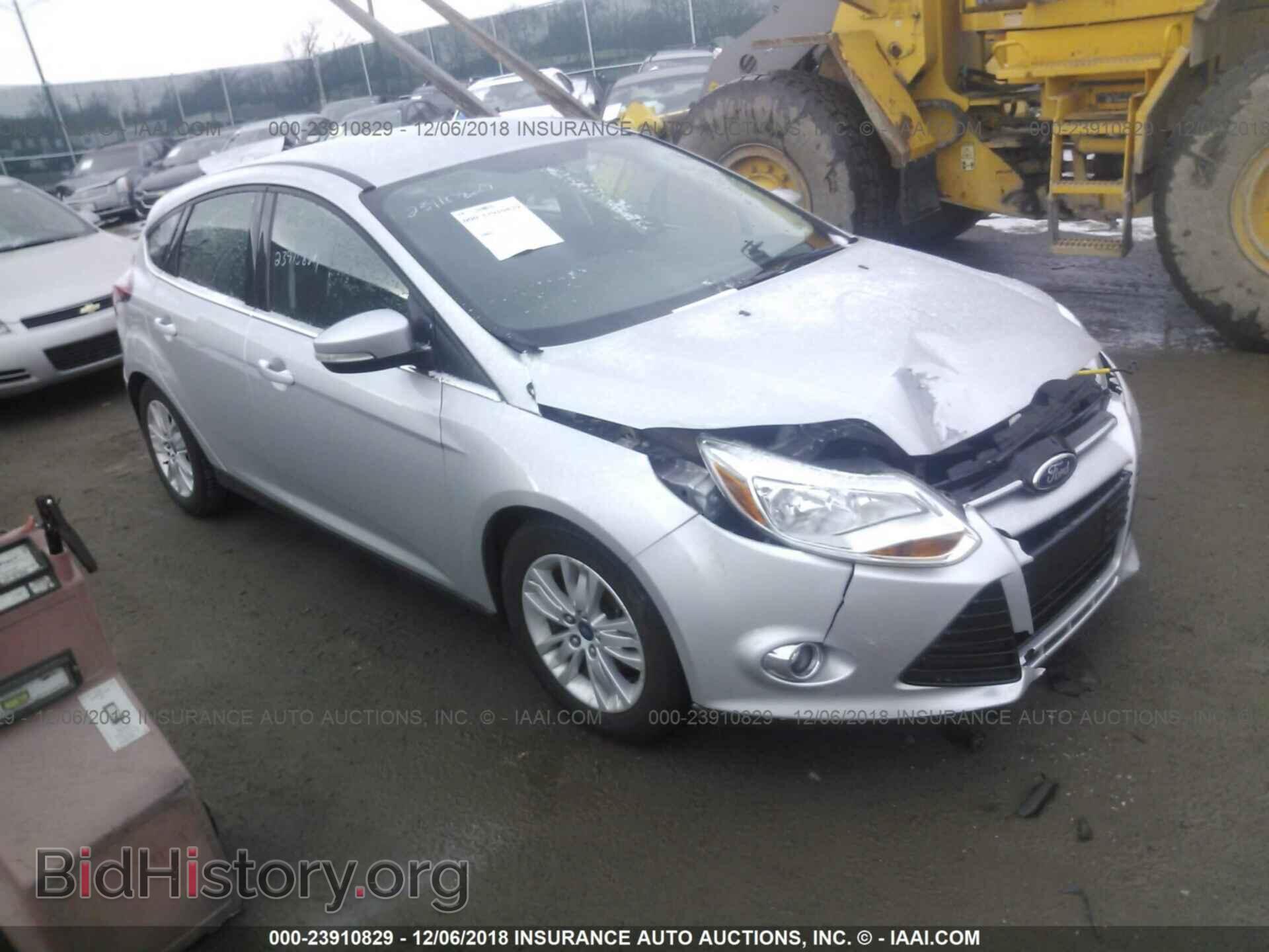 Photo 1FAHP3M28CL385778 - FORD FOCUS 2012