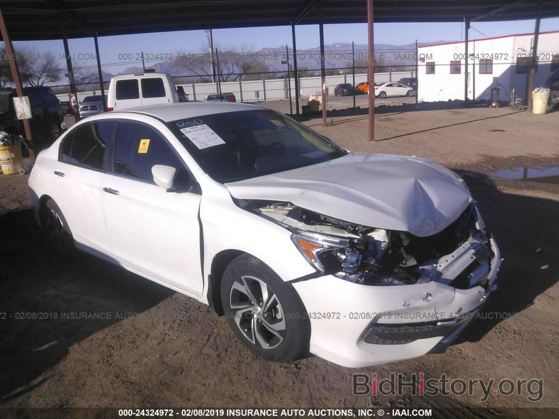 Photo 1HGCR2F36HA011575 - HONDA ACCORD 2017