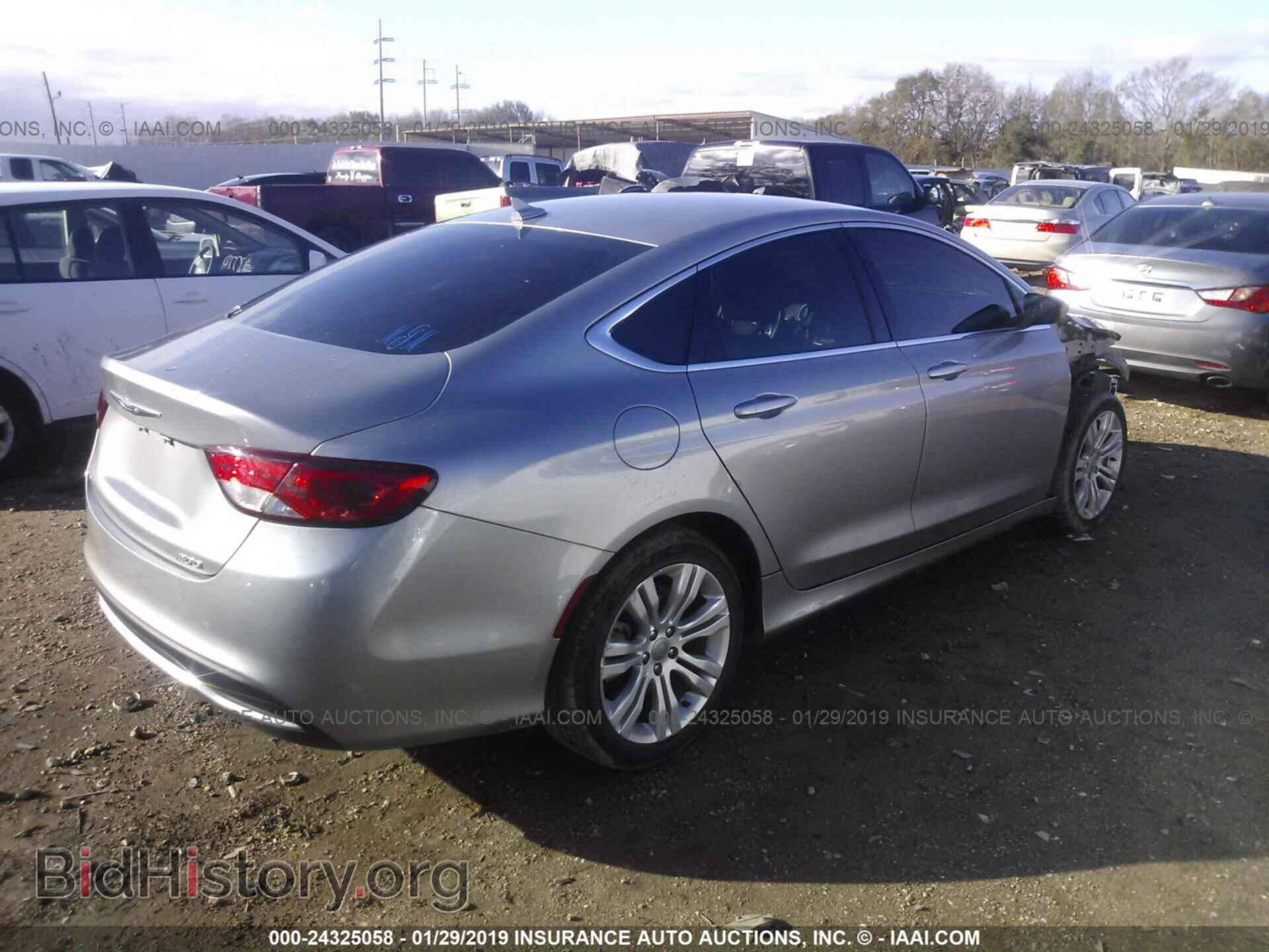 2015 CHRYSLER 200 - VIN: 1C3CCCAB3FN667232 - Photo 4