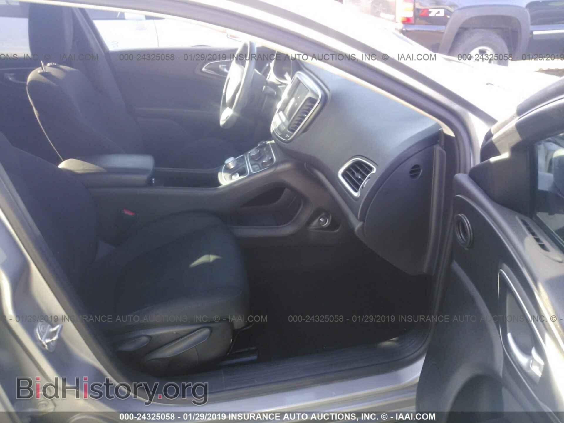 2015 CHRYSLER 200 - VIN: 1C3CCCAB3FN667232 - Photo 5