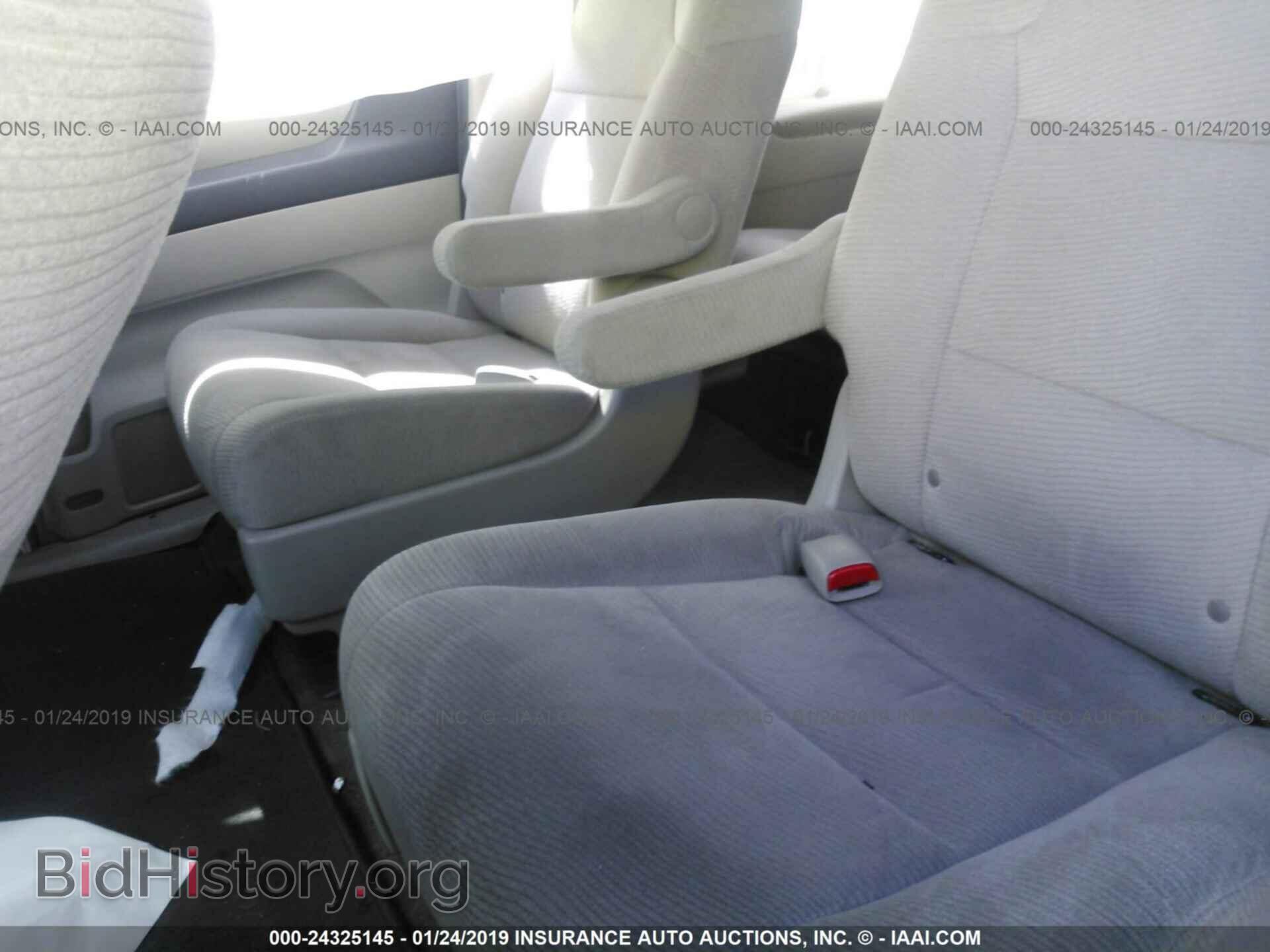 2011 HONDA ODYSSEY - VIN: 5FNRL5H24BB050129 - Фото 8