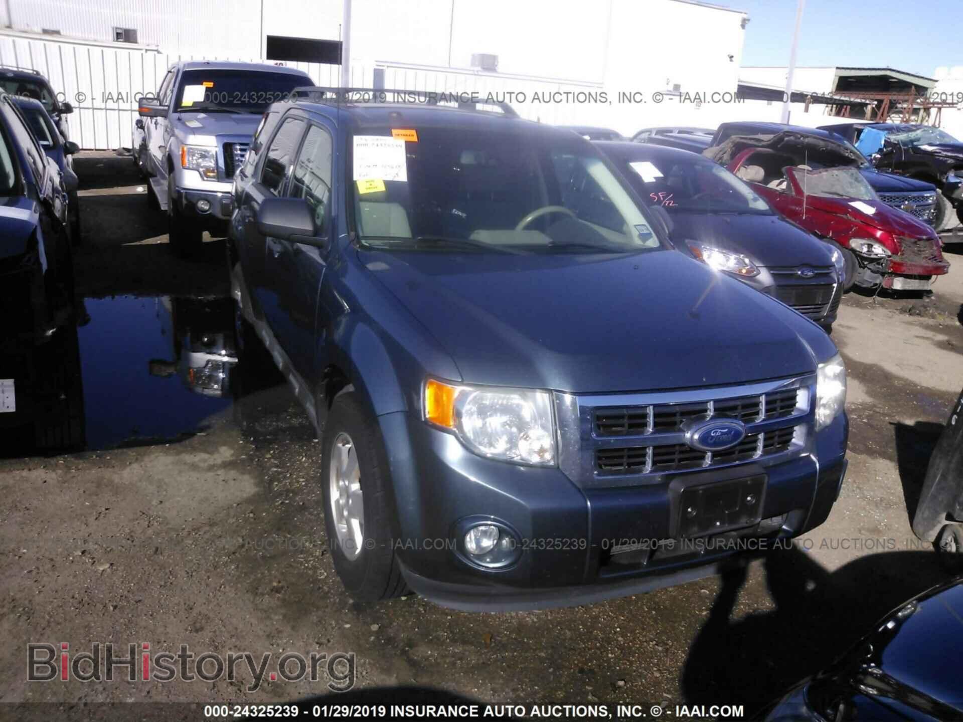 Photo 1FMCU0D74BKA21638 - FORD ESCAPE 2011