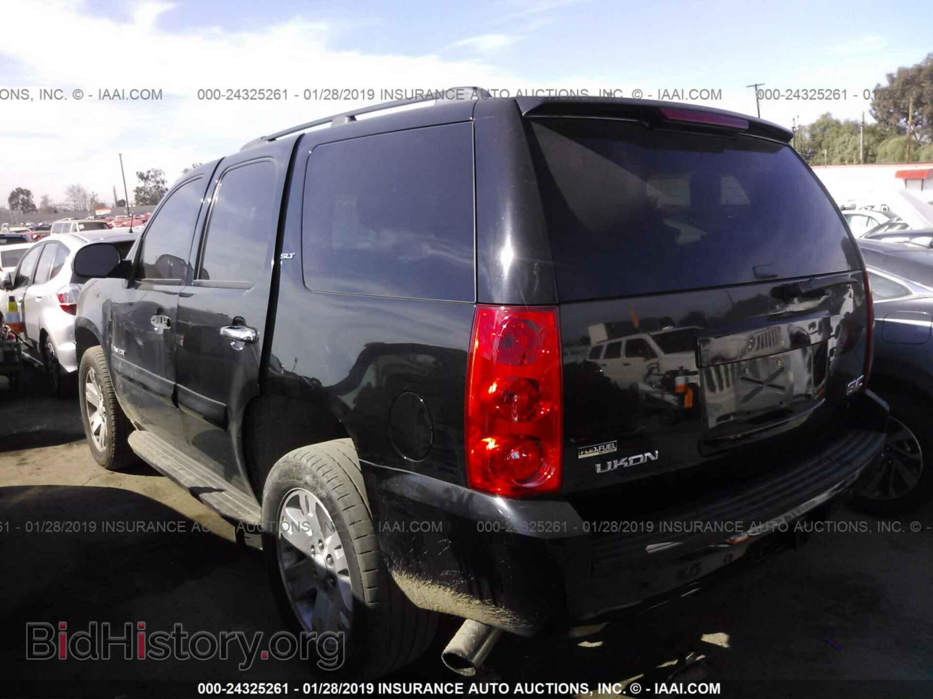2008 GMC YUKON - VIN: 1GKFC13078R129738 - Фото 3