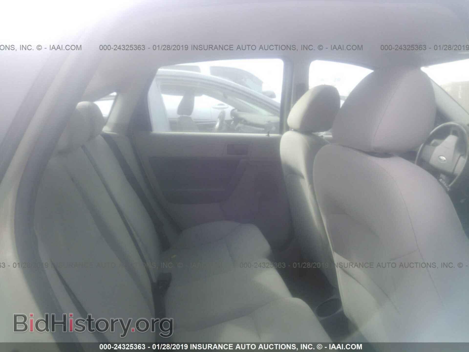 2011 FORD FOCUS - VIN: 1FAHP3EN5BW166900 - Фото 8