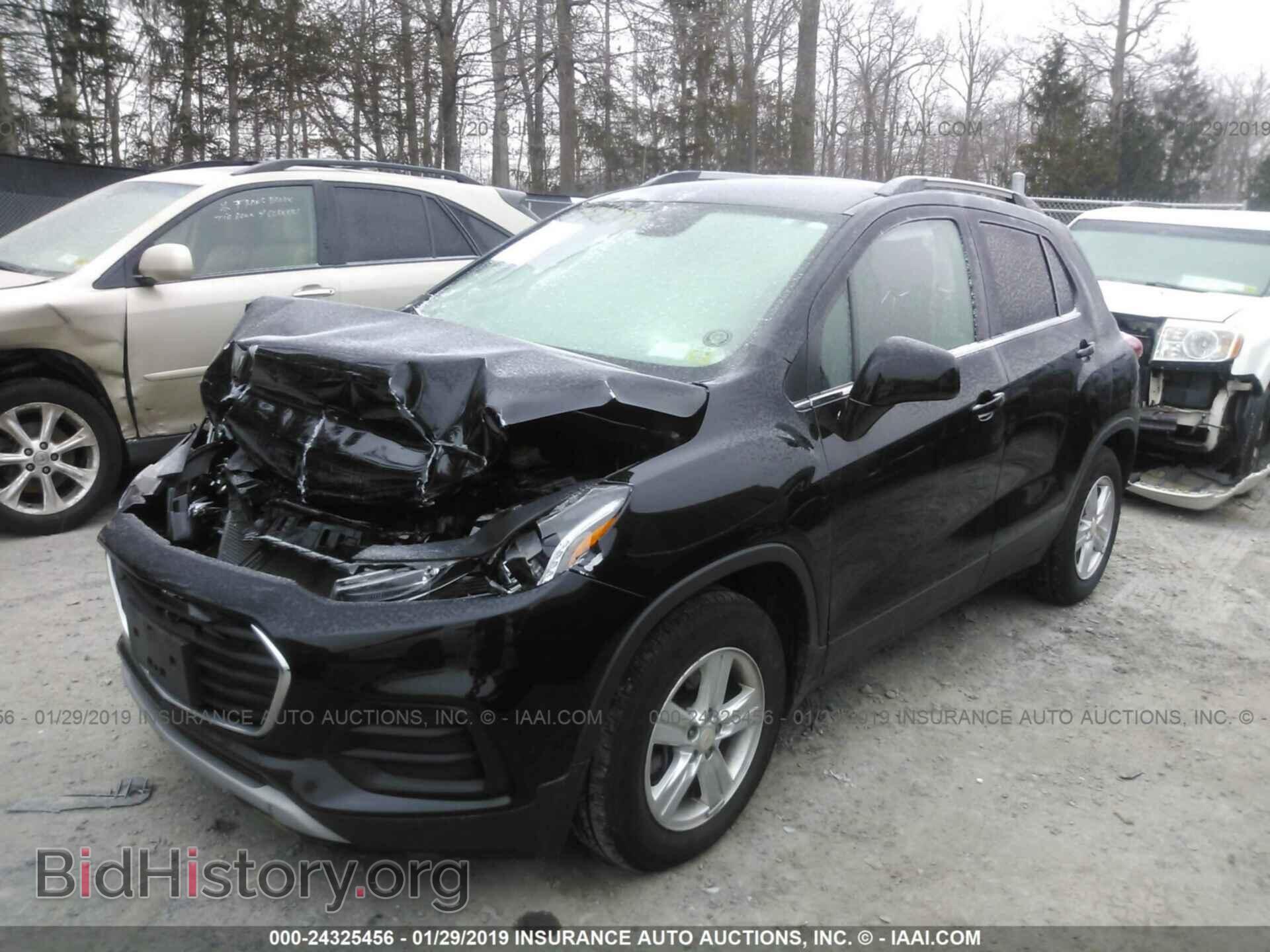 2017 CHEVROLET TRAX - VIN: 3GNCJLSB4HL154775 - Photo 2
