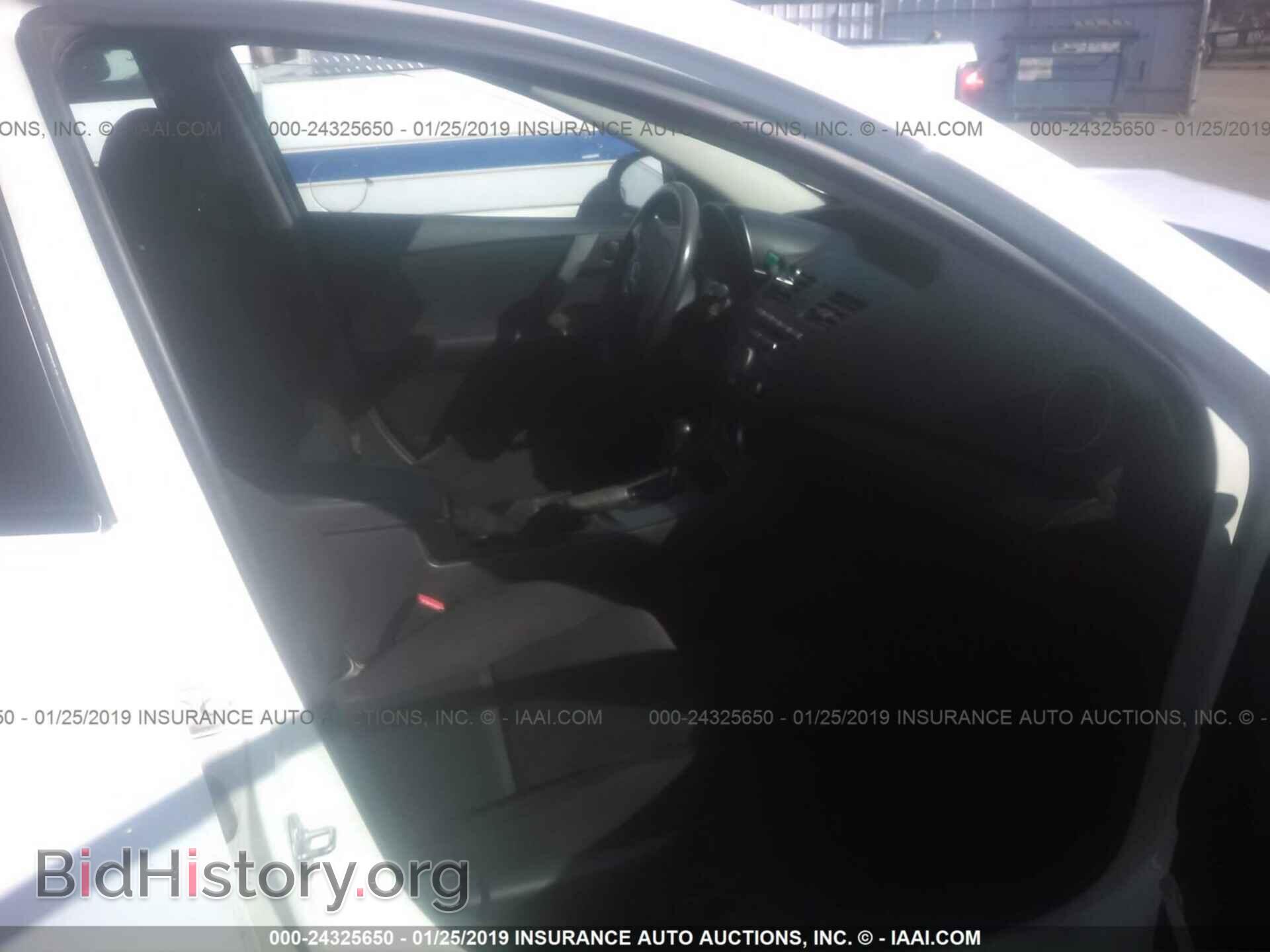 2011 MAZDA 3 - VIN: JM1BL1UG7B1374664 - Фото 5