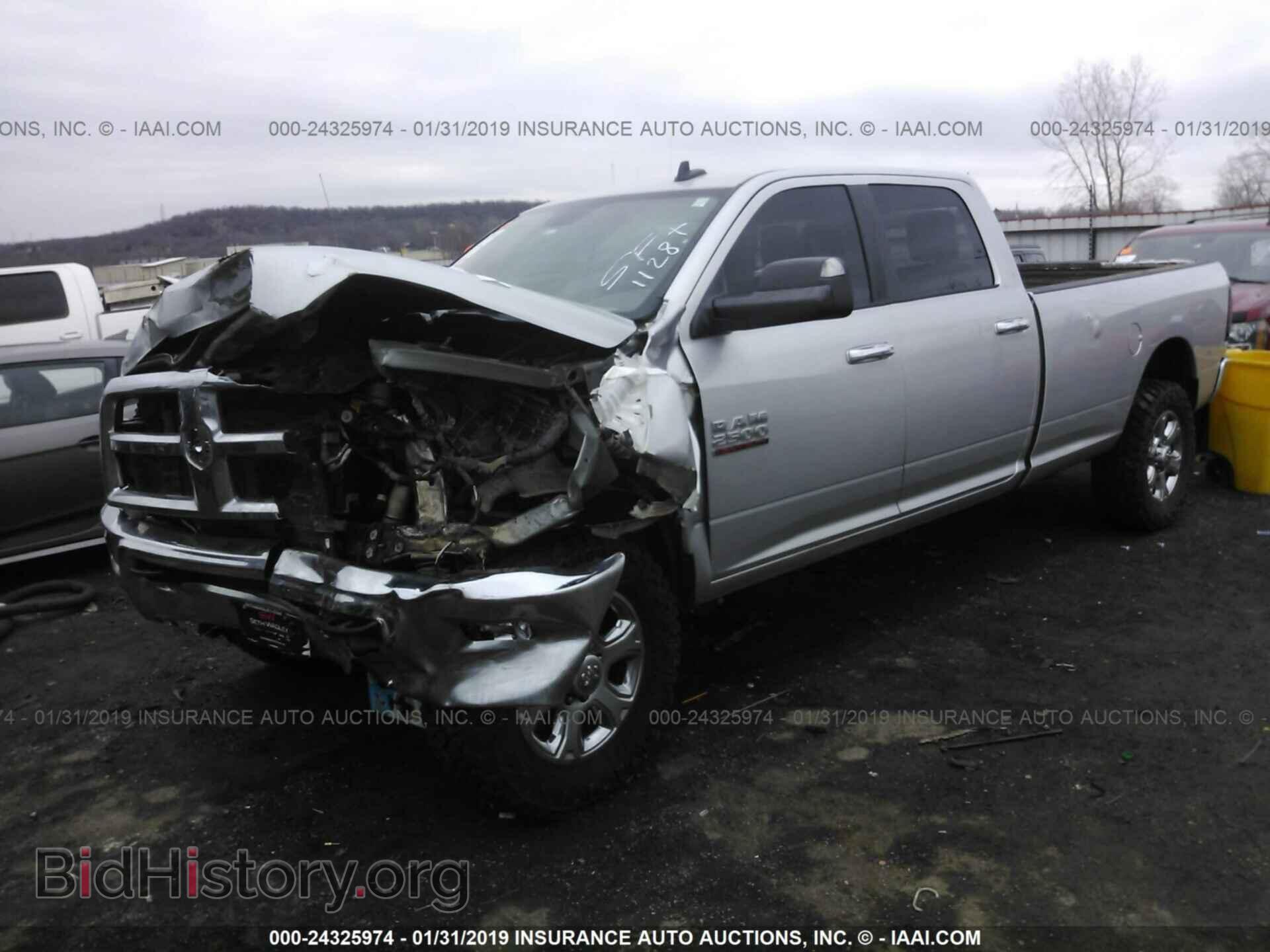 2015 RAM 2500 - VIN: 3C6UR5JL2FG535520 - Фото 2