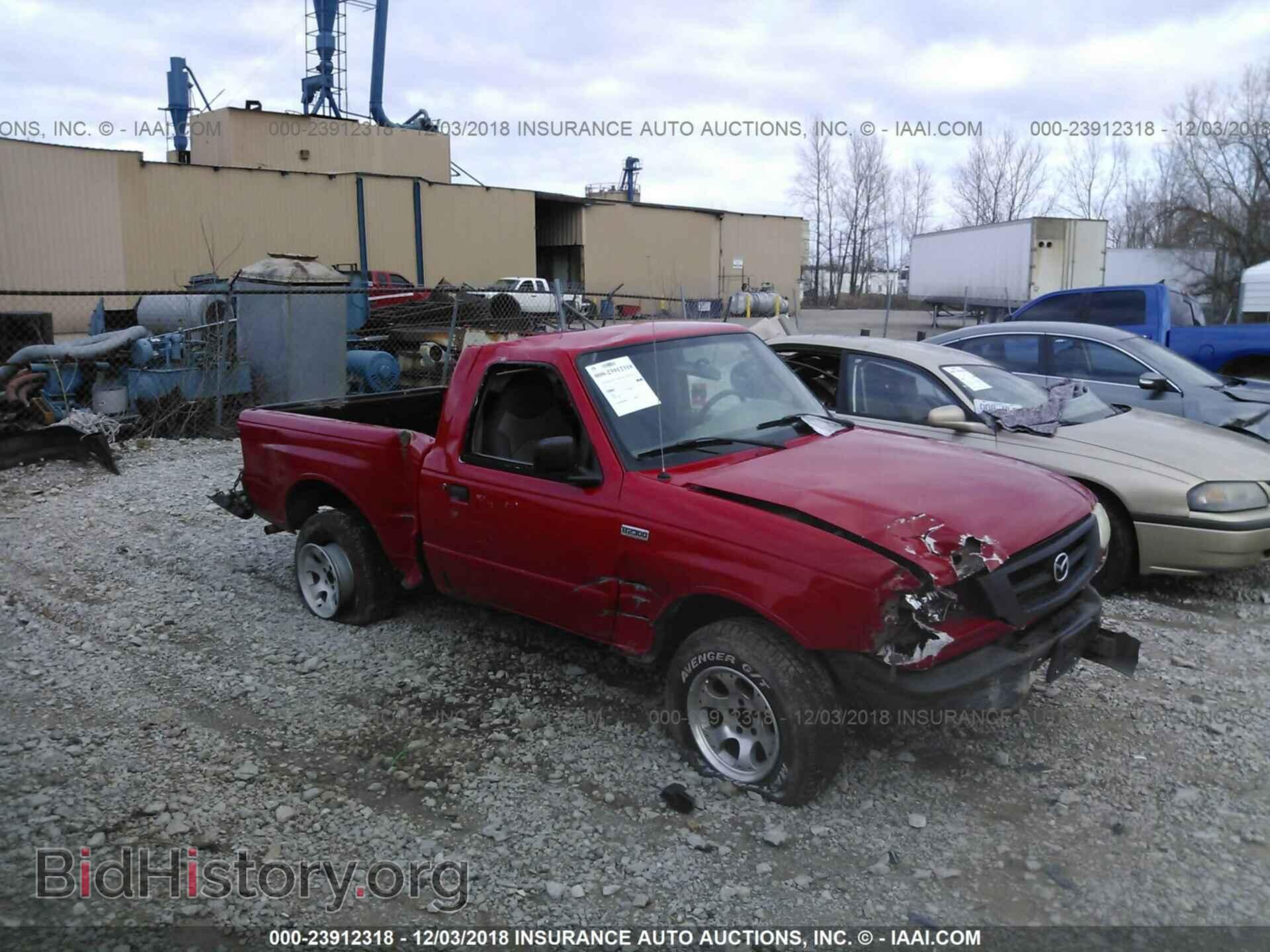 Photo 4F4YR12D02TM10742 - MAZDA B2300 2002