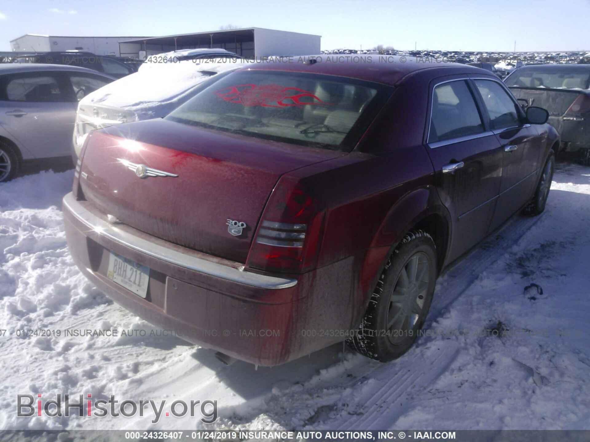 2007 CHRYSLER 300C - VIN: 2C3LK63H97H608038 - Фото 4