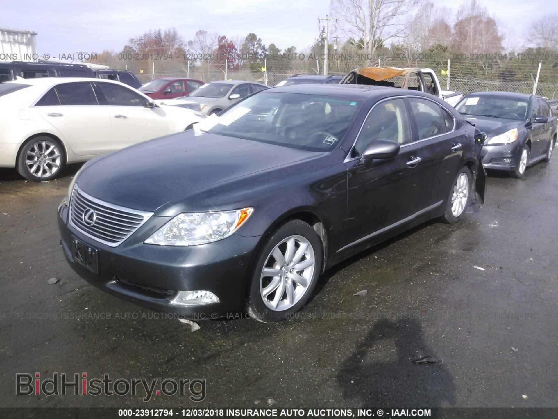 2007 LEXUS LS - VIN: JTHBL46F575045207 - Photo 2