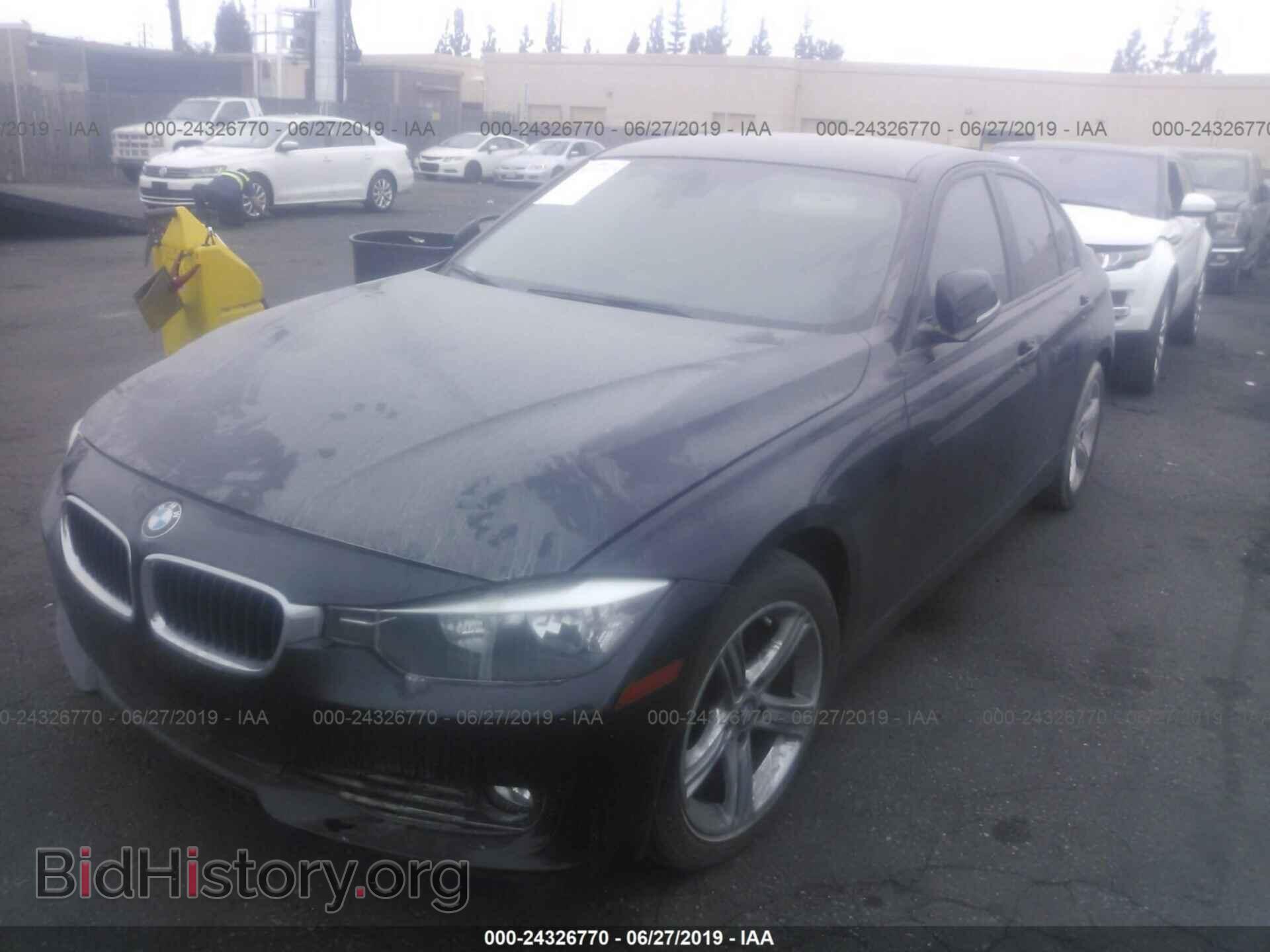 2013 BMW 328 - VIN: WBA3C1G51DNN93207 - Фото 2