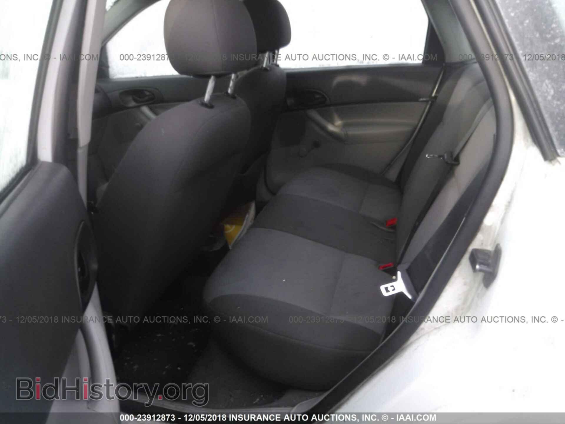 2007 FORD FOCUS - VIN: 1FAFP34N17W344141 - Фото 8