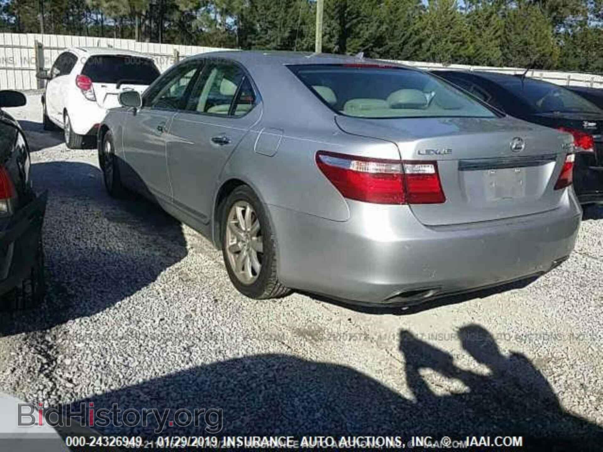 2009 LEXUS LS - VIN: JTHBL46F195089305 - Photo 3