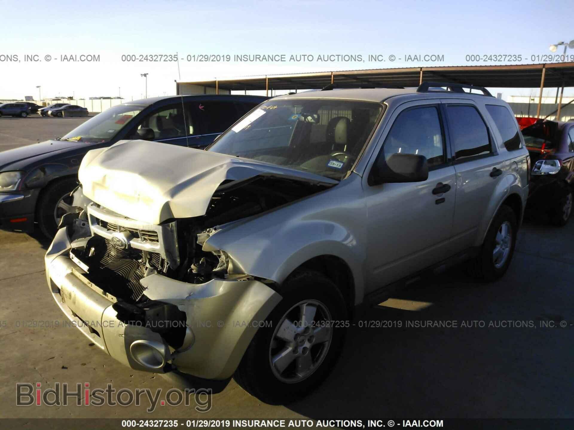 2011 FORD ESCAPE - VIN: 1FMCU9D75BKC38314 - Photo 2