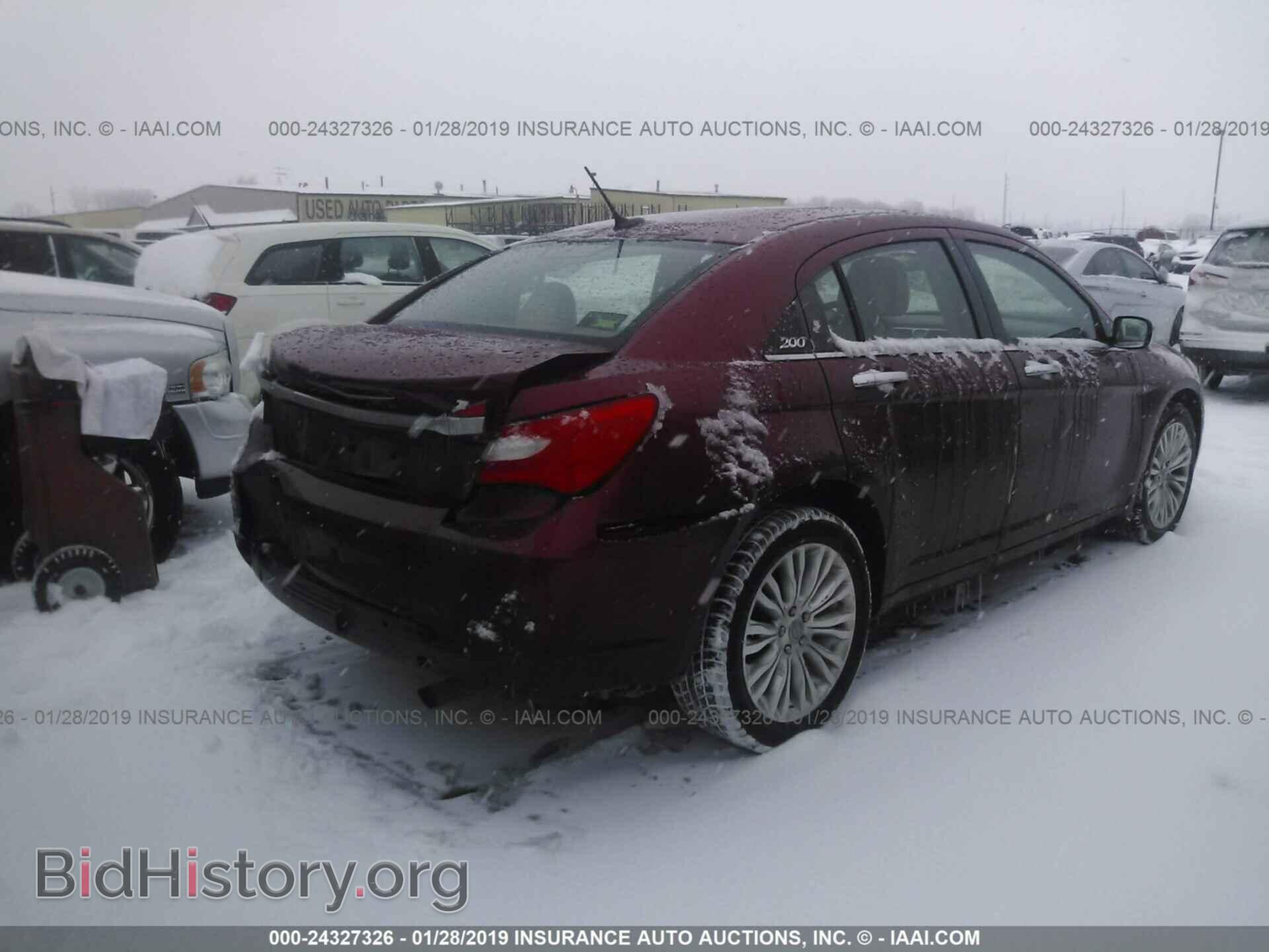 2011 CHRYSLER 200 - VIN: 1C3BC2FB7BN600223 - Фото 4