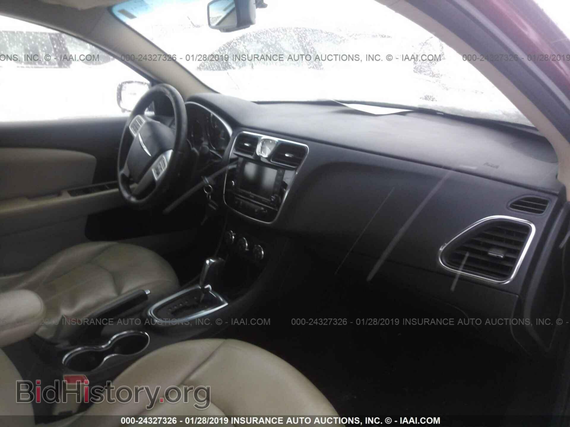 2011 CHRYSLER 200 - VIN: 1C3BC2FB7BN600223 - Фото 5