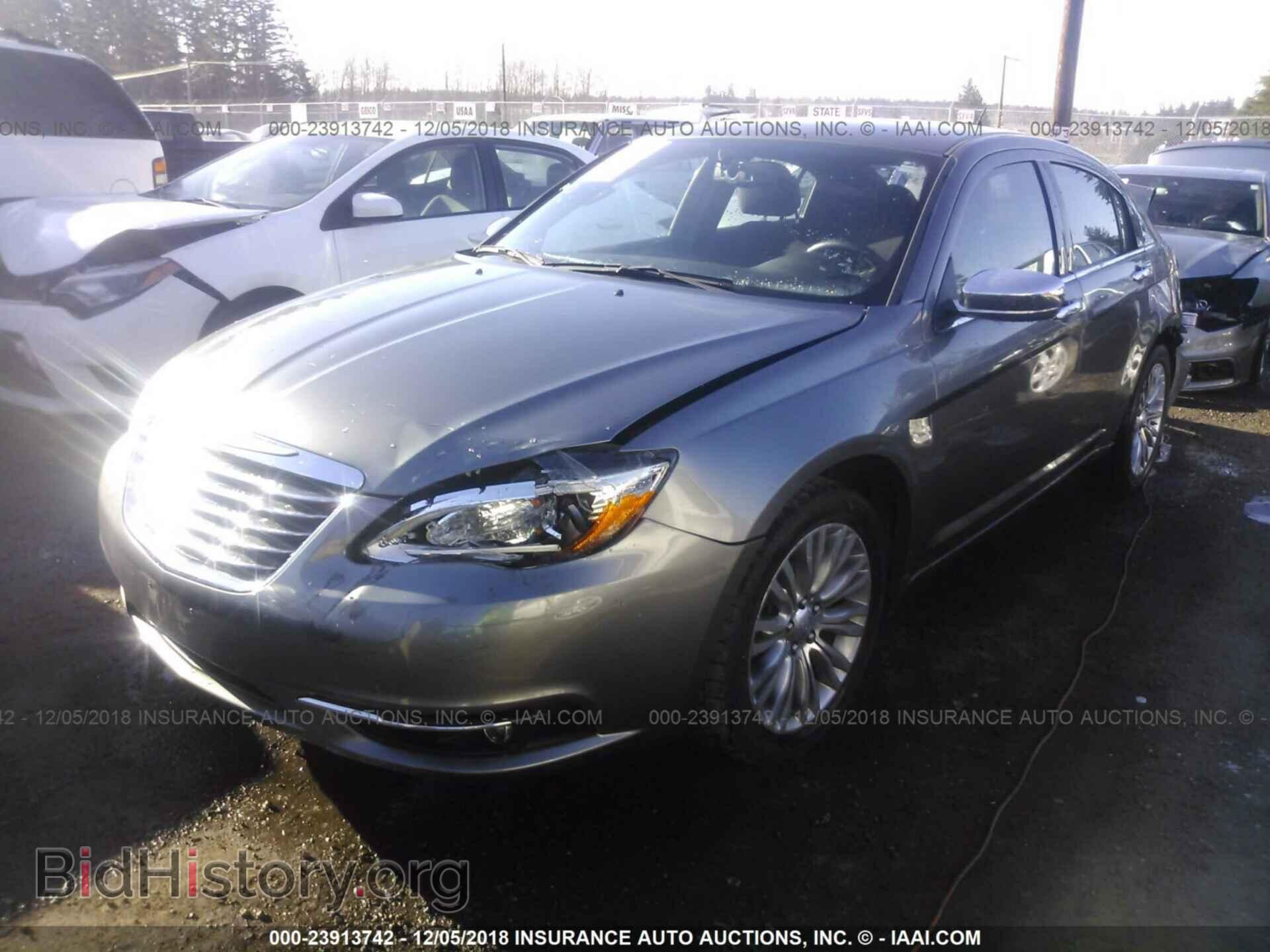2012 CHRYSLER 200 - VIN: 1C3CCBCB2CN284322 - Фото 2