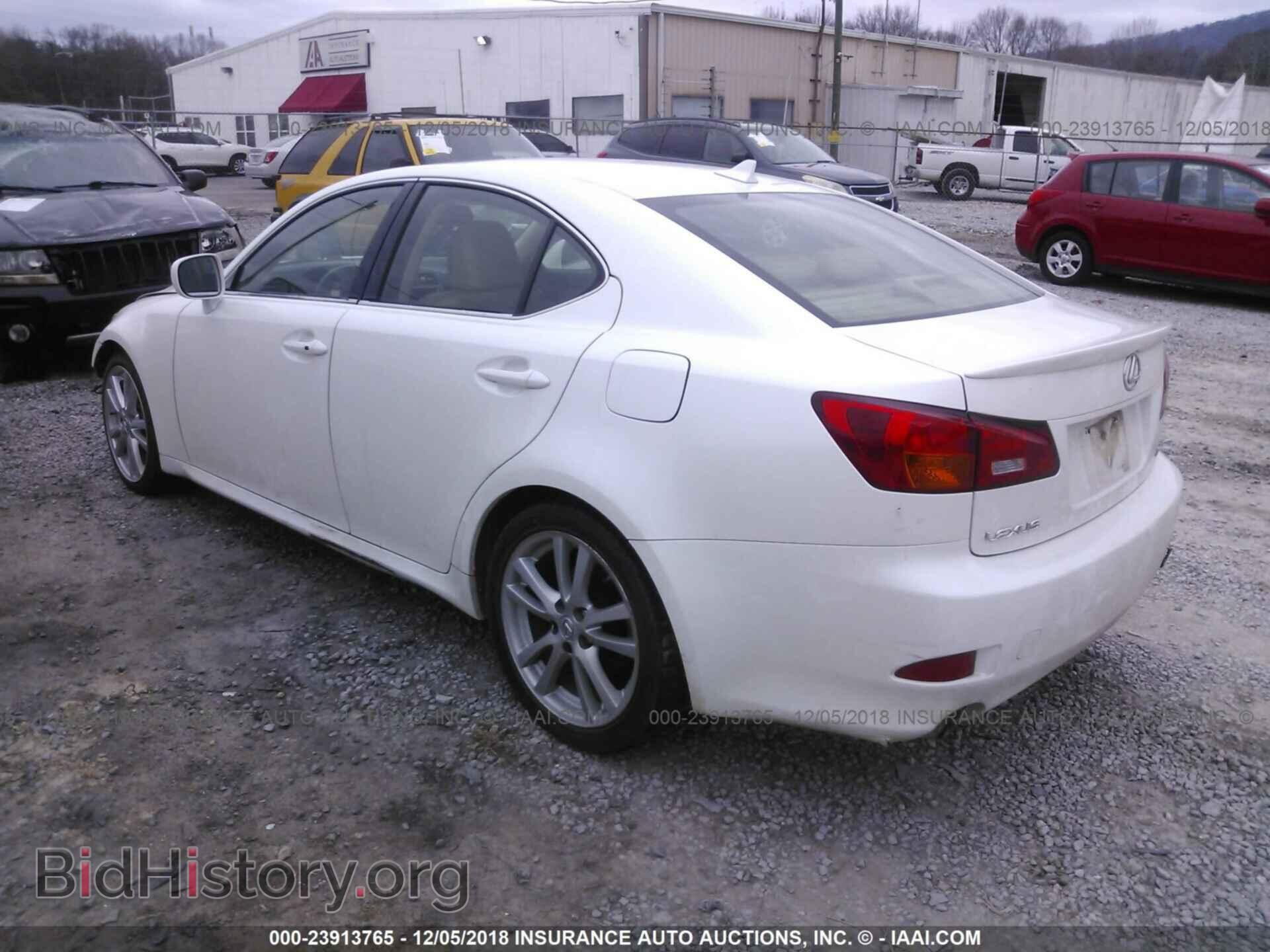 2007 LEXUS IS - VIN: JTHBK262372025012 - Photo 3