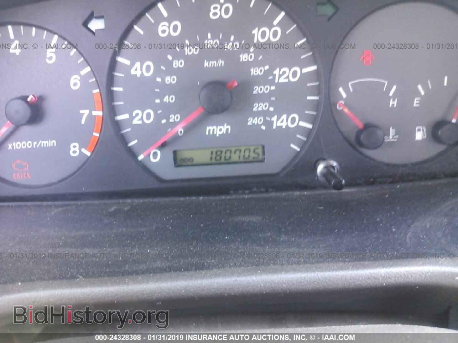 2000 MAZDA 626 - VIN: 1YVGF22C4Y5157619 - Фото 7