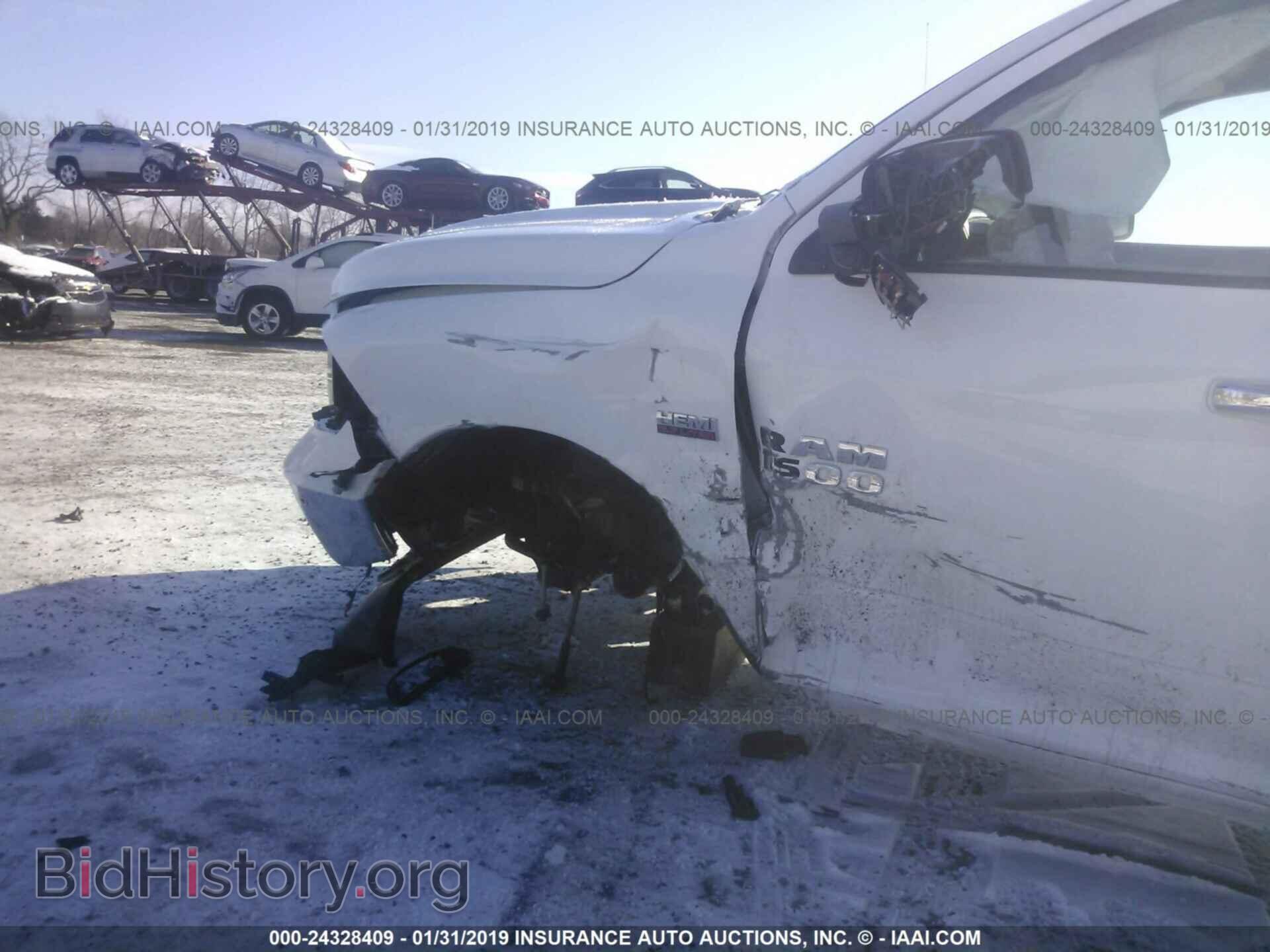 2017 RAM 1500 - VIN: 3C6RR7LT2HG512160 - Photo 6
