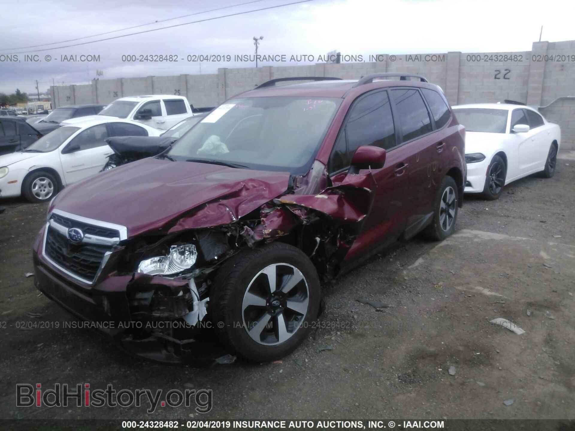 2017 SUBARU FORESTER - VIN: JF2SJAEC7HH586080 - Photo 2