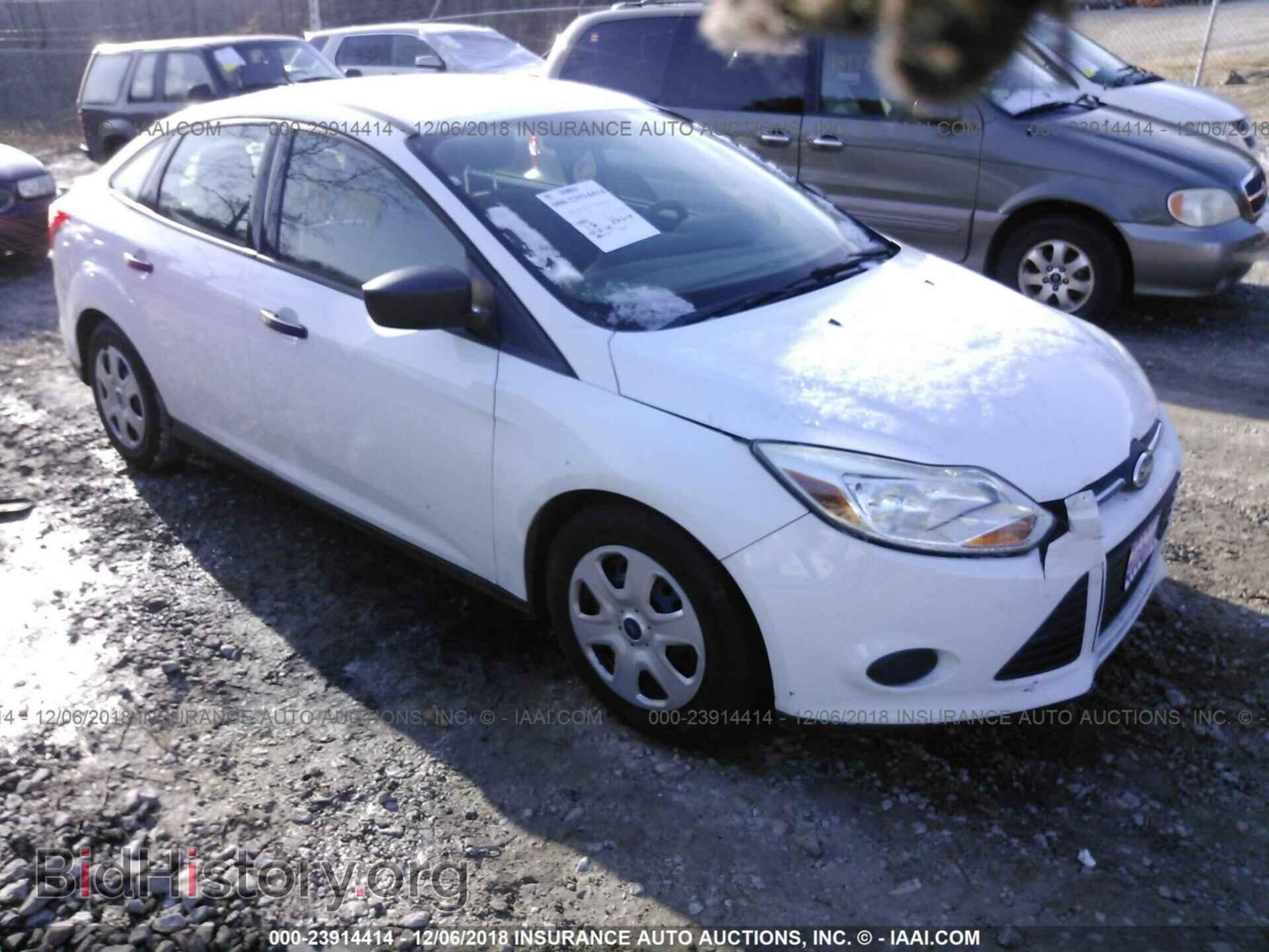 Photo 1FAHP3E21CL173299 - FORD FOCUS 2012
