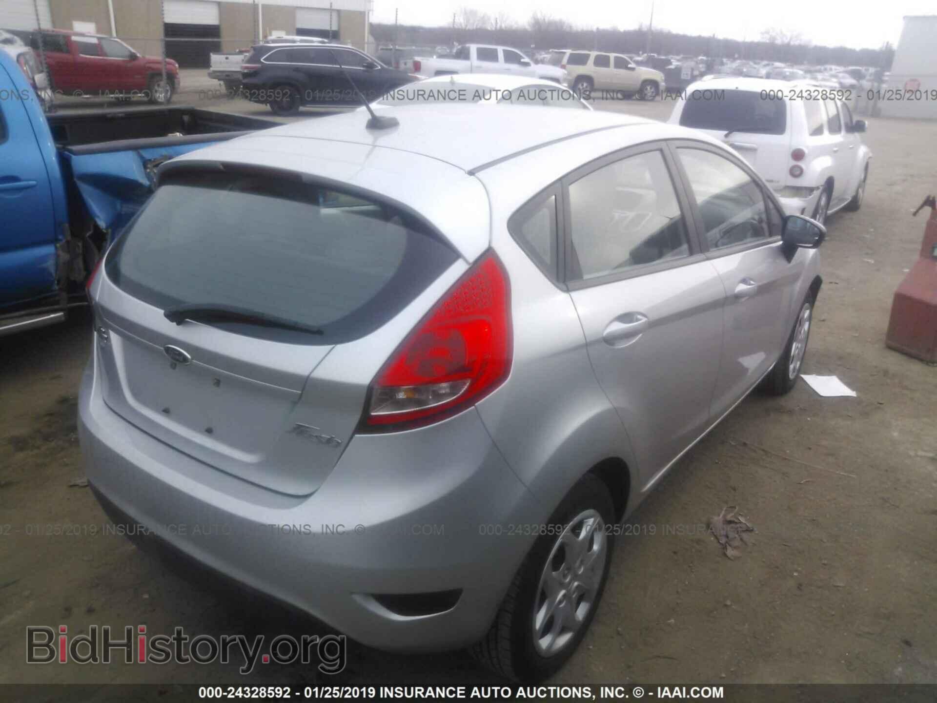 2011 FORD FIESTA - VIN: 3FADP4EJ9BM142729 - Фото 4