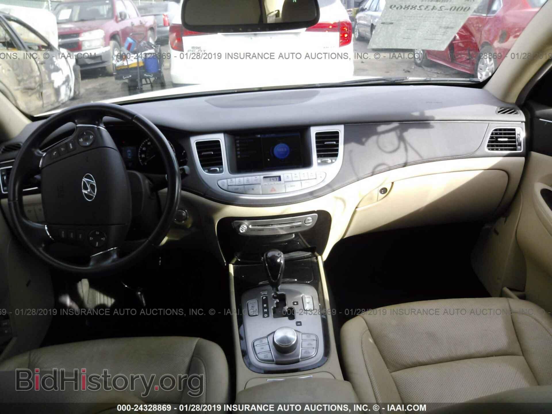 2009 HYUNDAI GENESIS - VIN: KMHGC46E29U026326 - Фото 5
