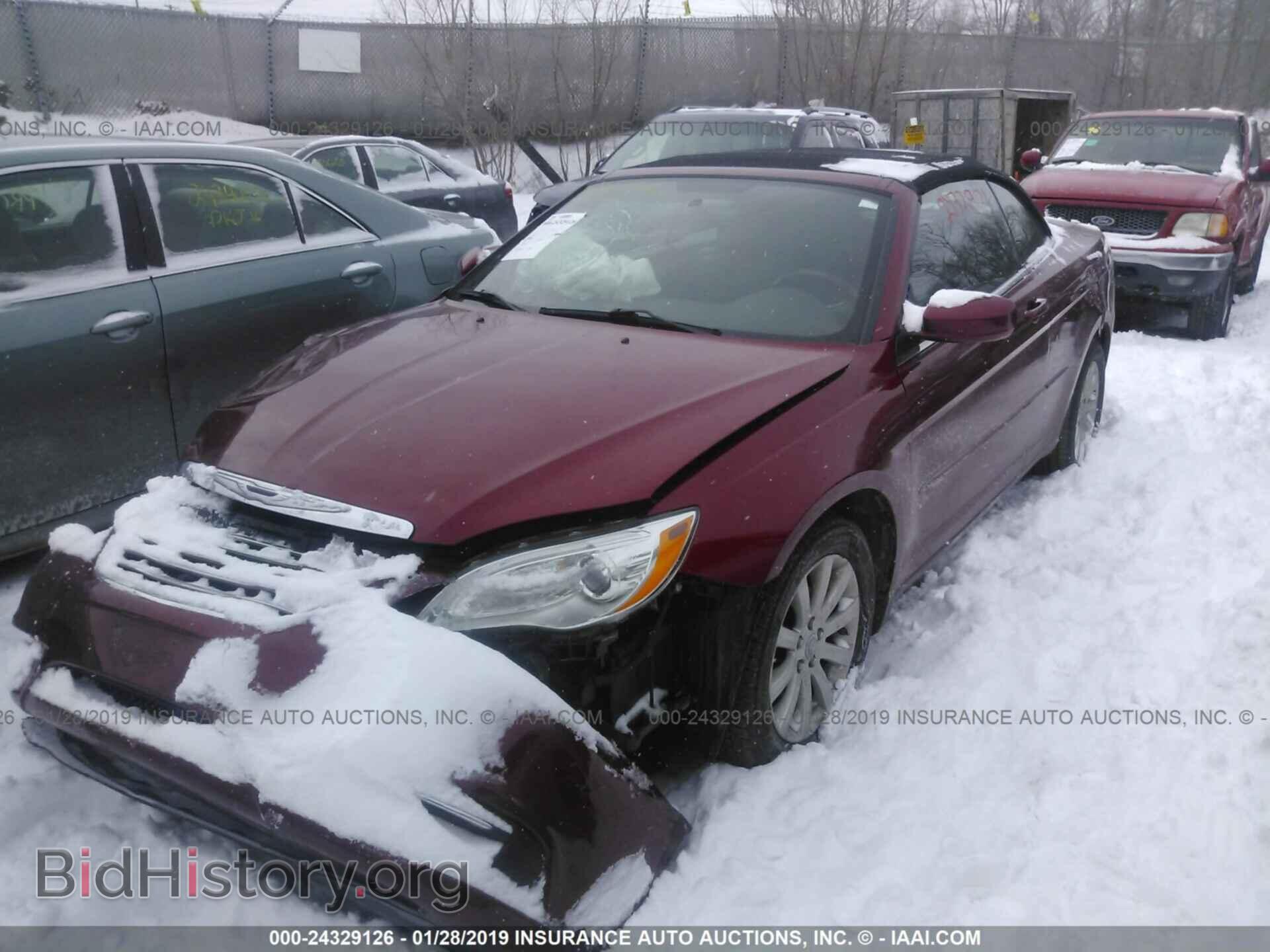 2011 CHRYSLER 200 - VIN: 1C3BC2EG3BN545654 - Photo 2